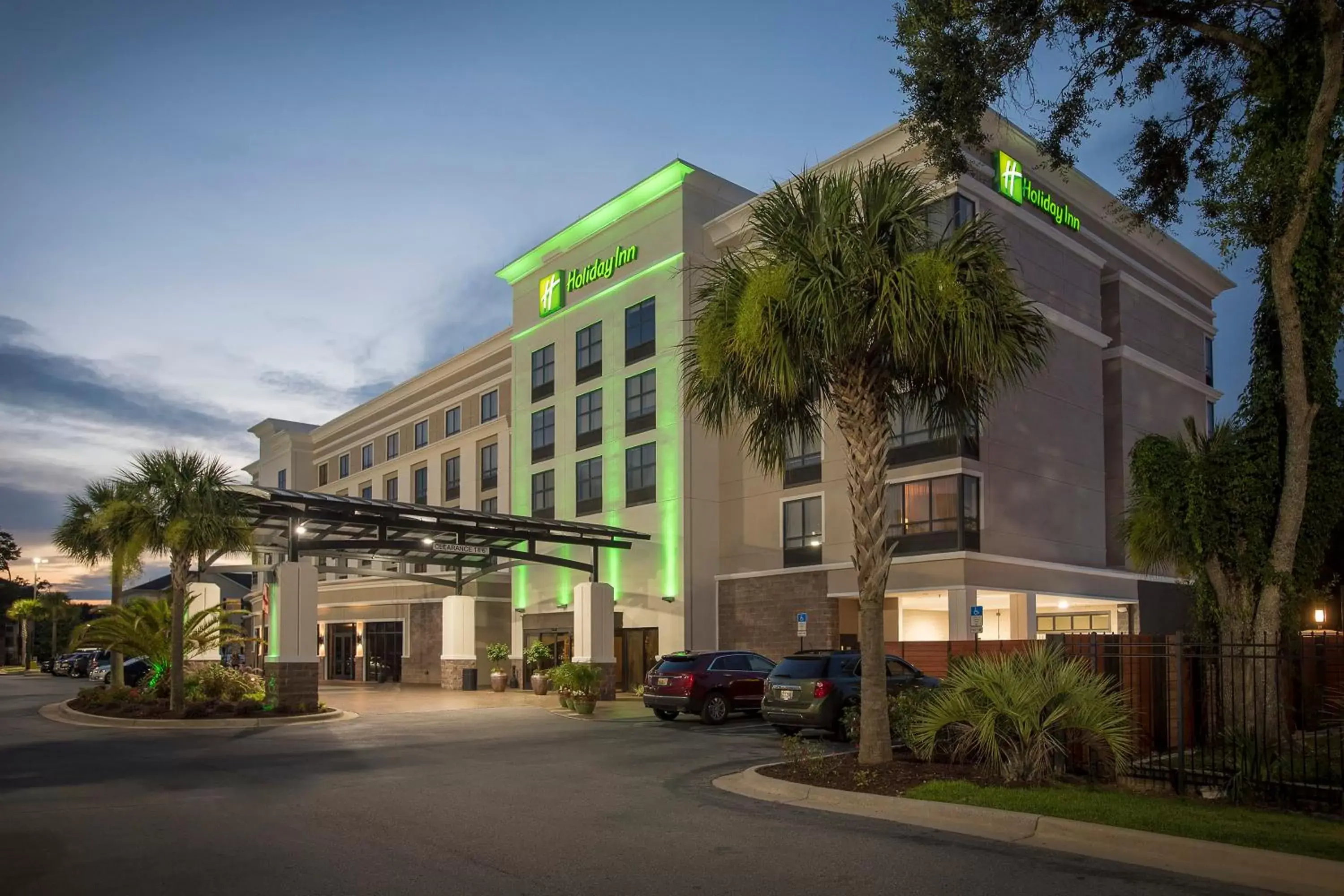 Property Building in Holiday Inn Pensacola - University Area, an IHG Hotel