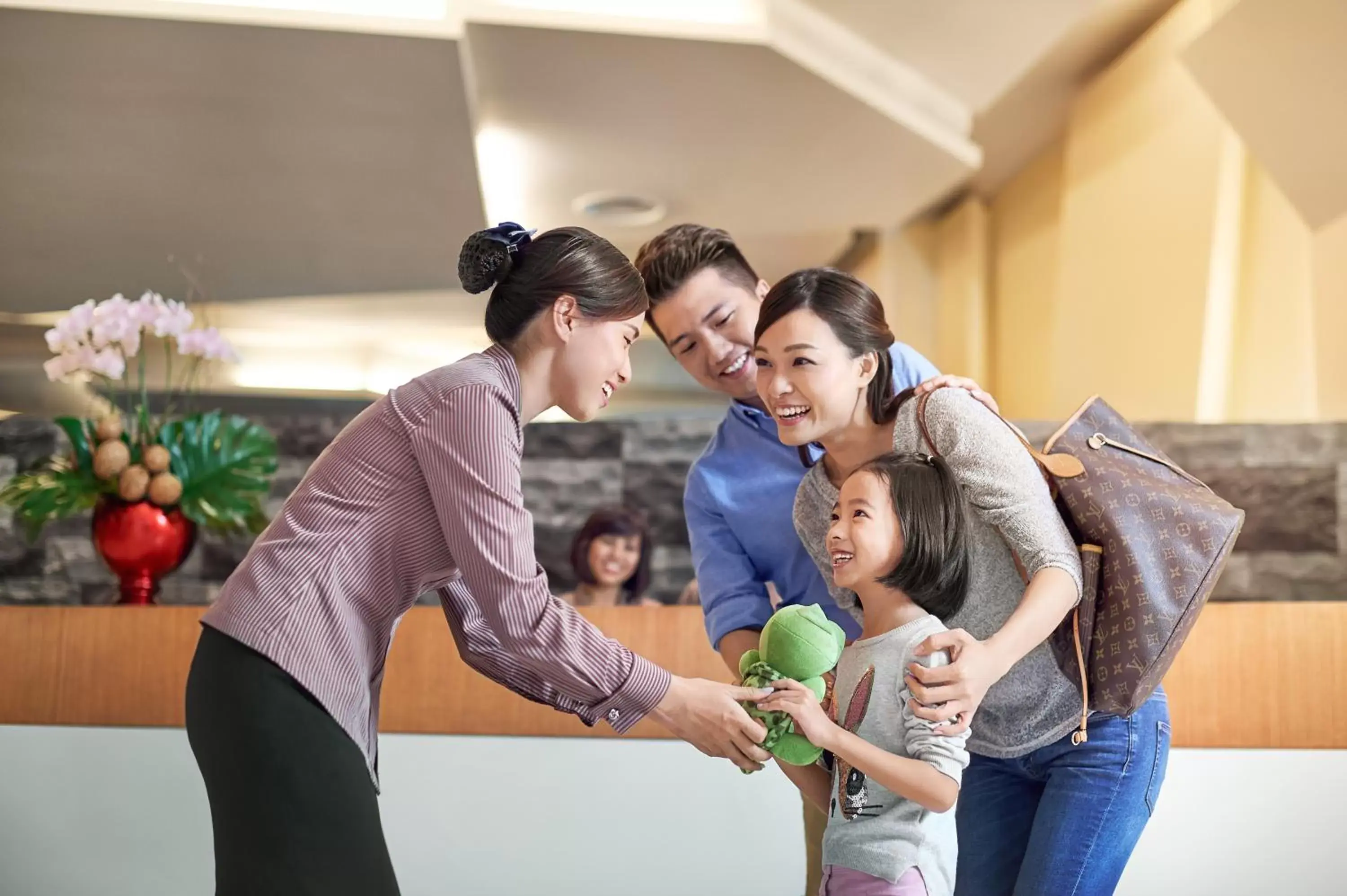 Lobby or reception, Family in PARKROYAL Serviced Suites Kuala Lumpur