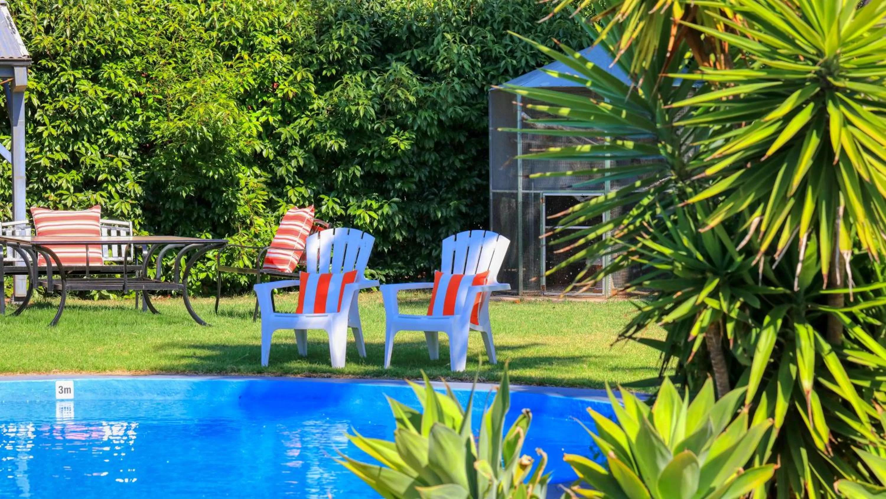 Swimming pool in Country Leisure Motor Inn