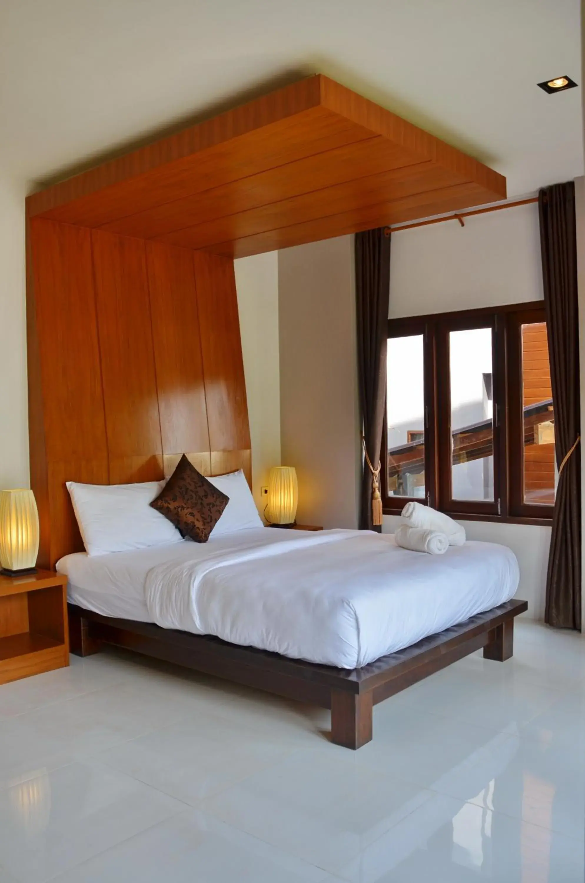 Bed in Lanta Intanin Resort - SHA Extra Plus