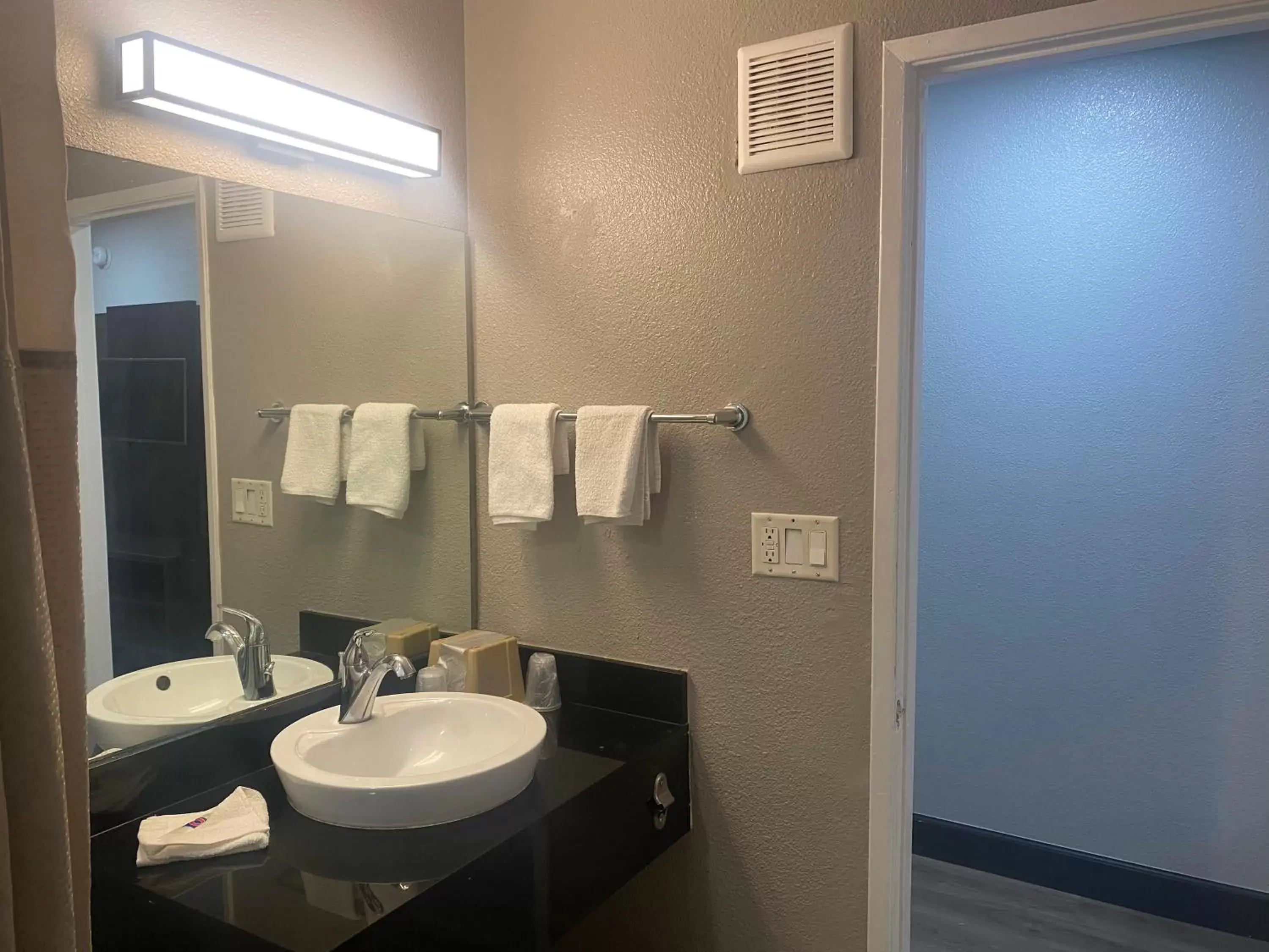 Bathroom in Motel 6-San Bernardino, CA - South