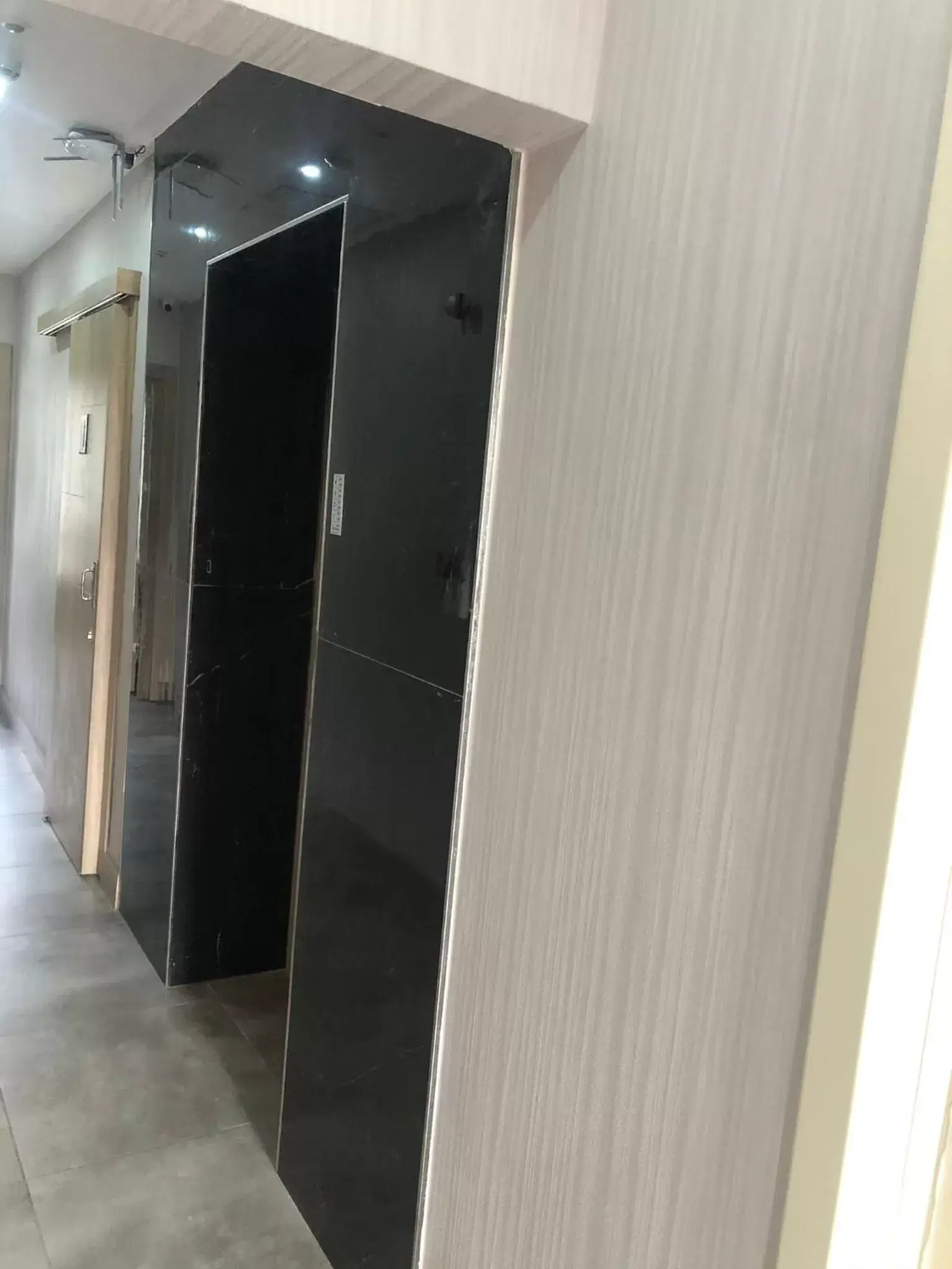 Facade/entrance, Bathroom in Okda Hotel