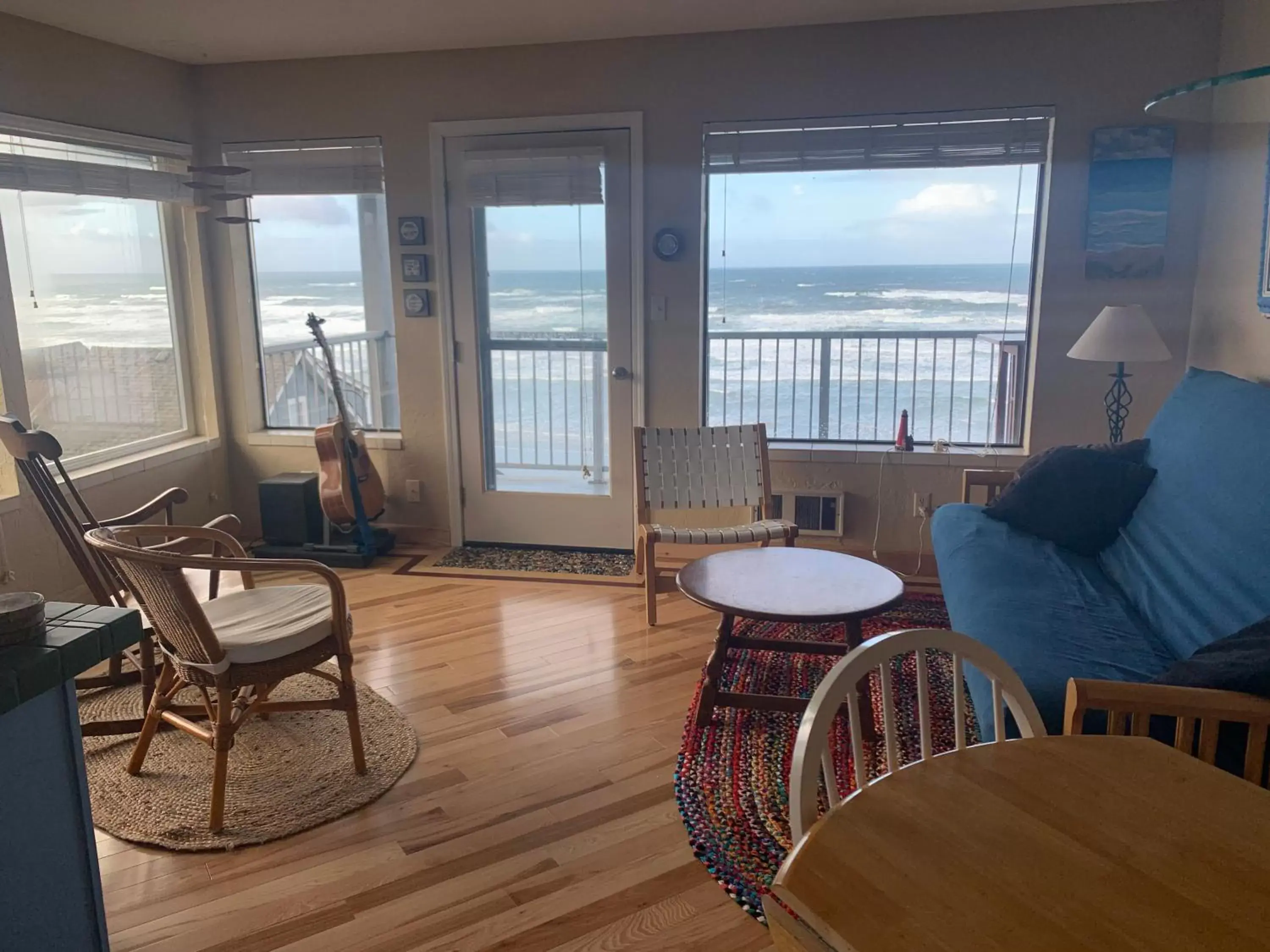 View (from property/room), Seating Area in Nye Beach Condos & Cottages