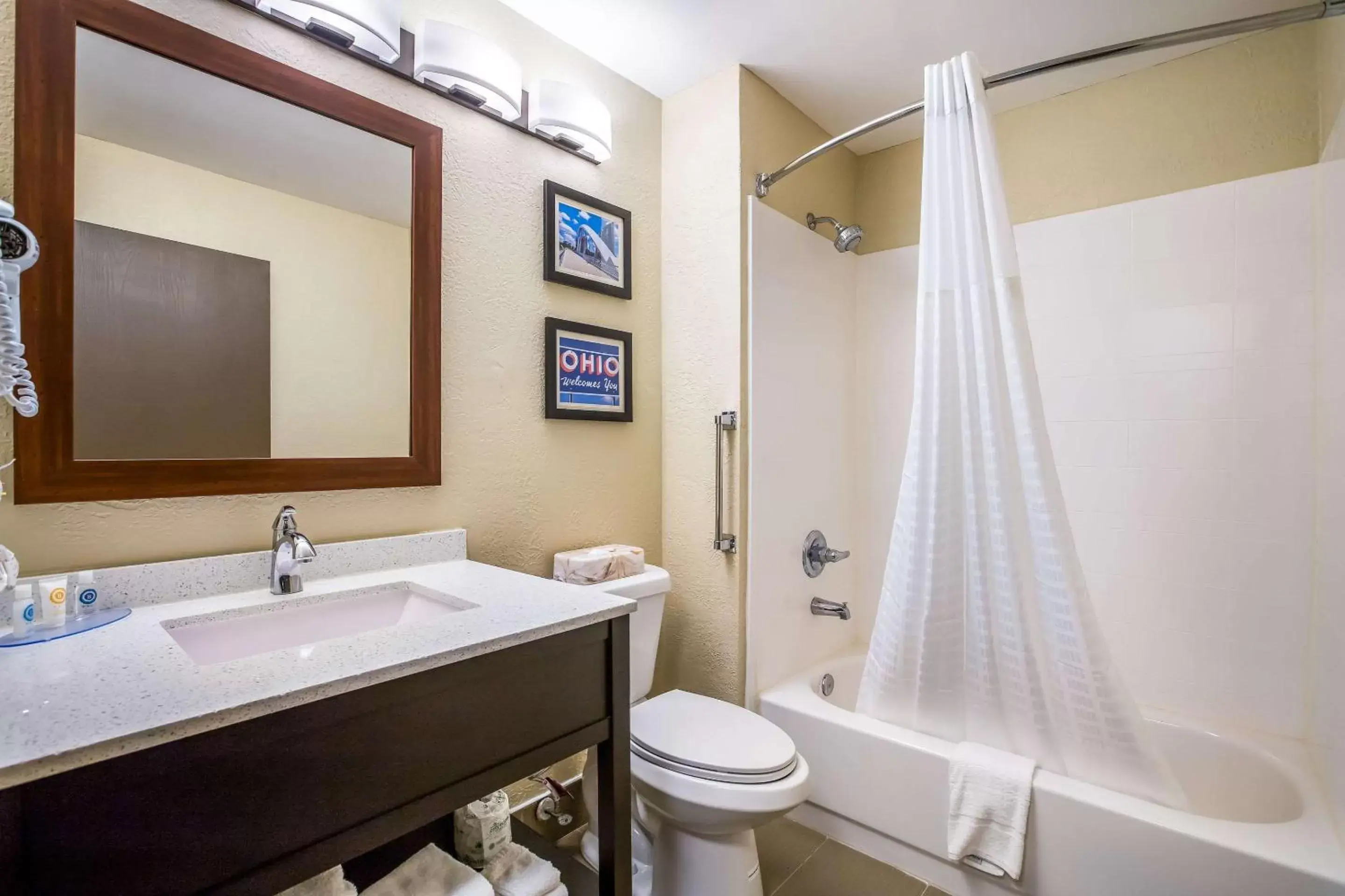 Bathroom in Comfort Inn & Suites Fairborn near Wright Patterson AFB