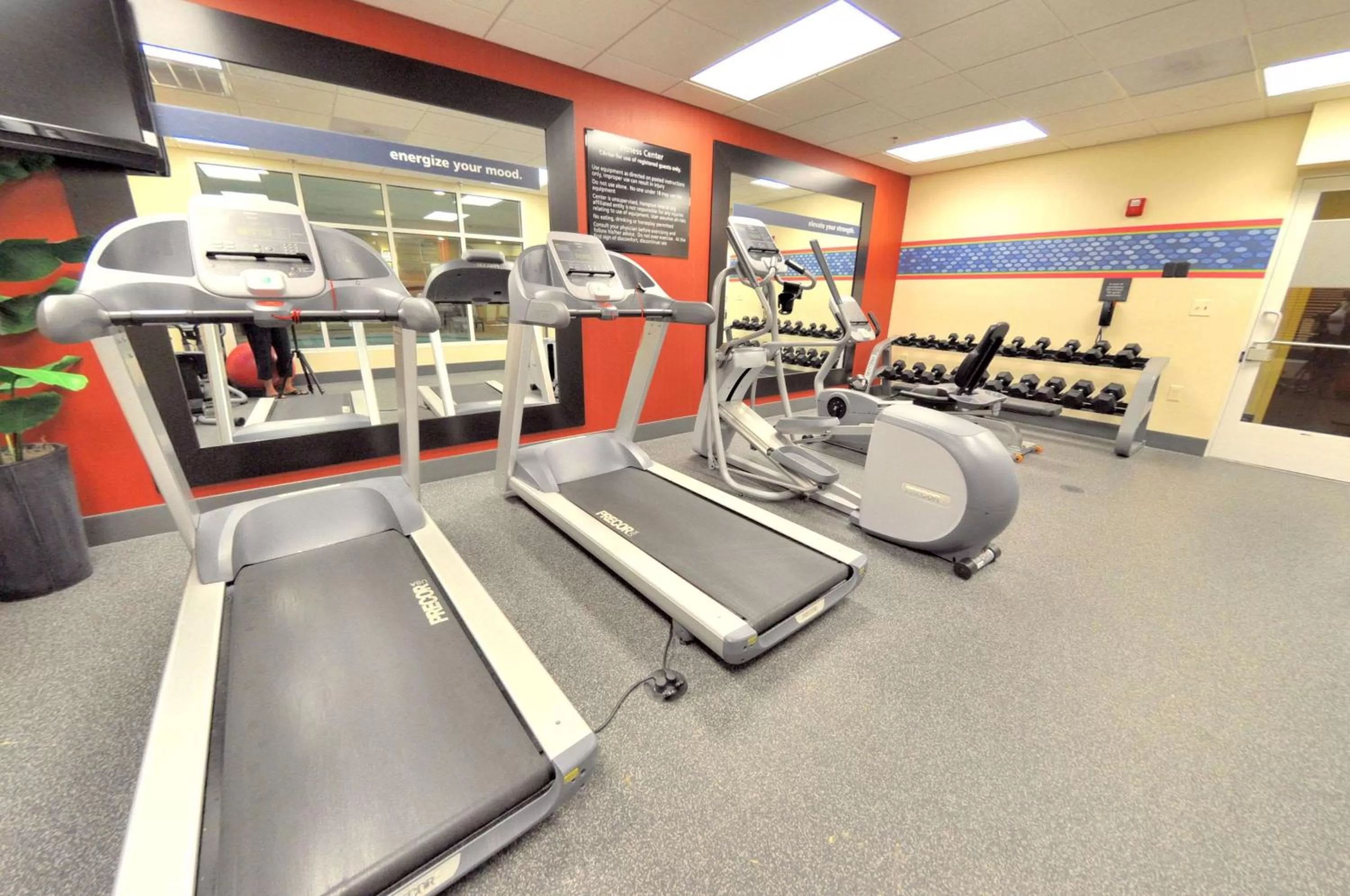 Fitness centre/facilities in Hampton Inn Richmond - Airport