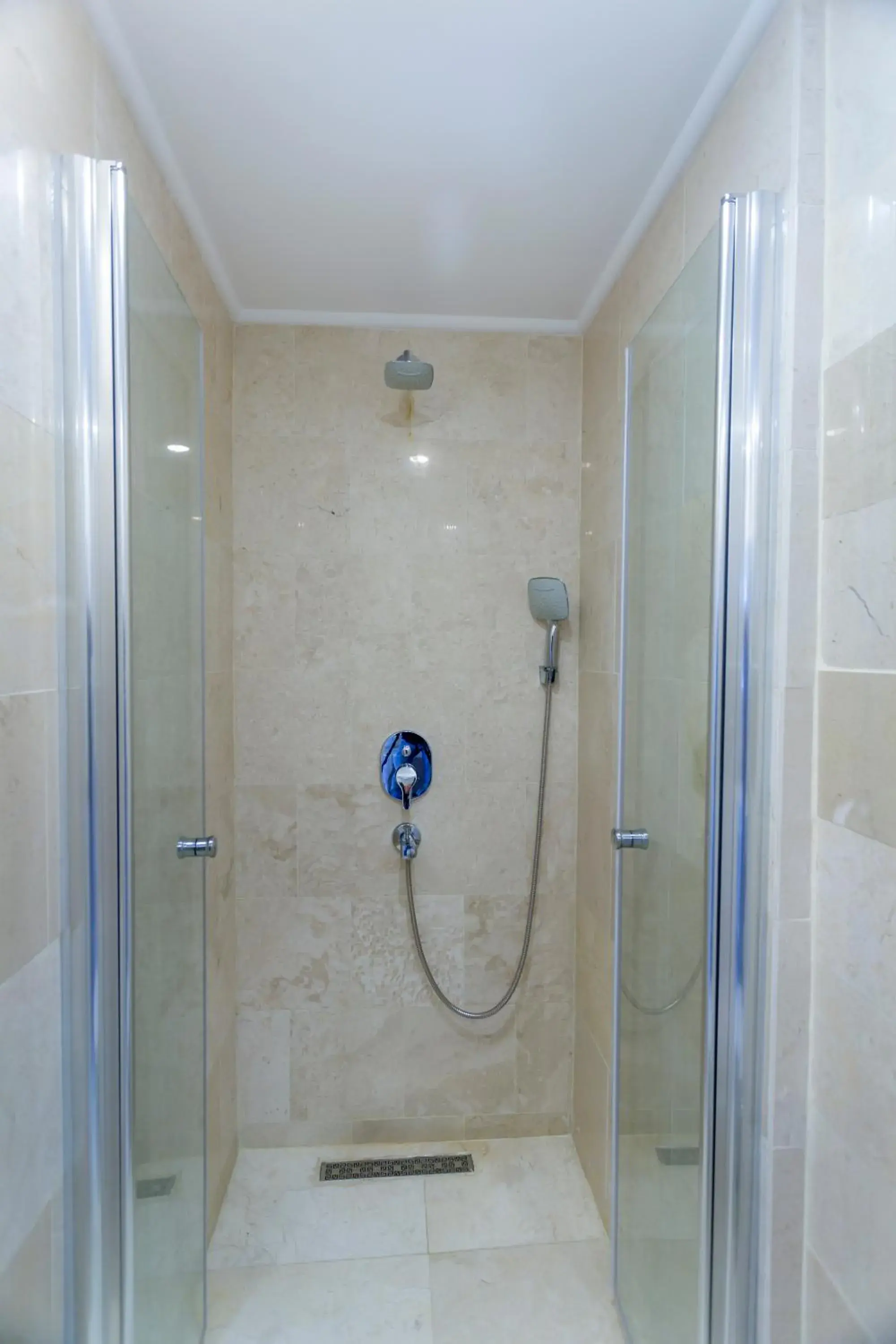 Shower, Bathroom in Wise Hotel & Spa - Adults Only