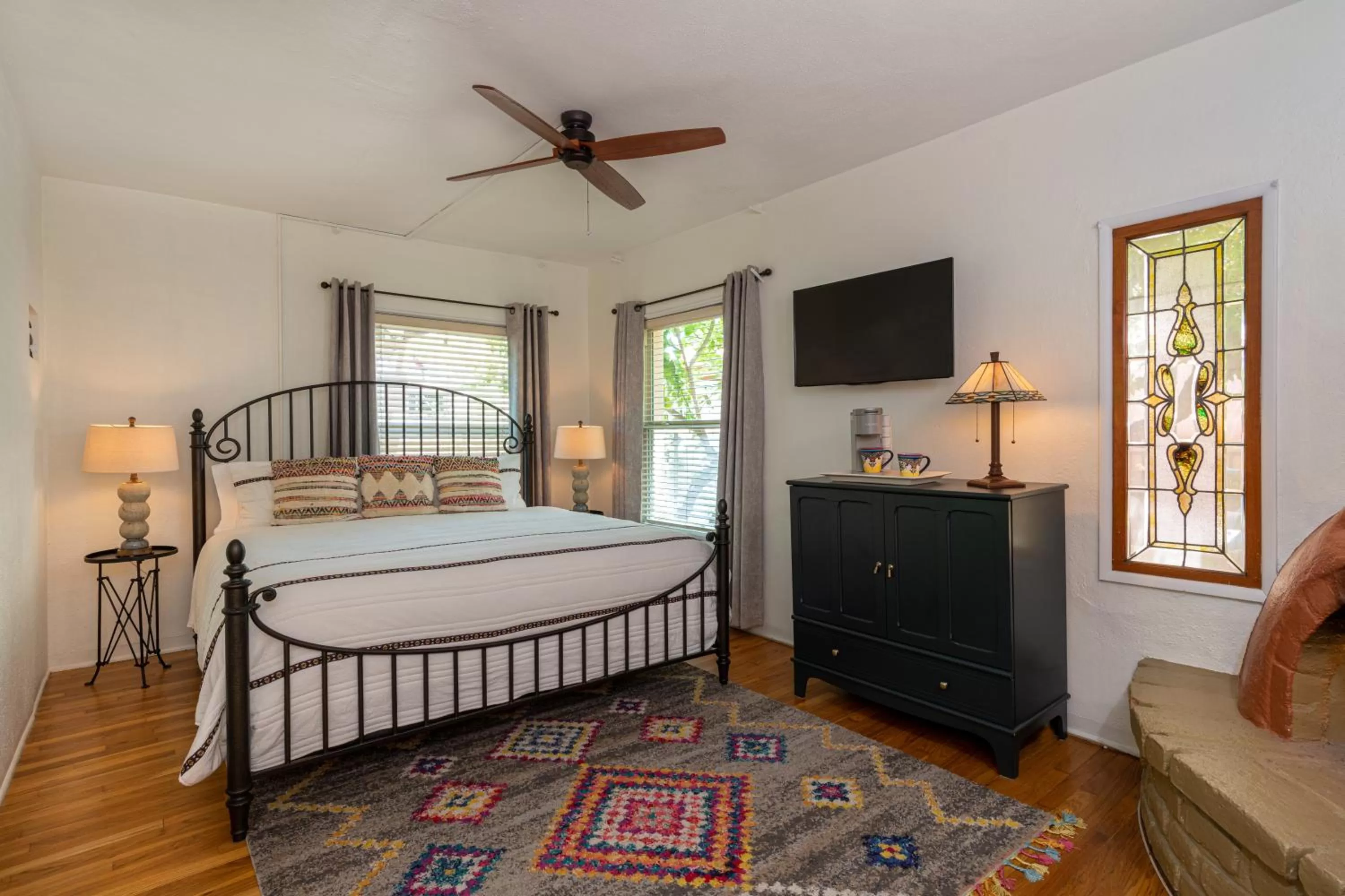 Bed in Adobe Rose Inn