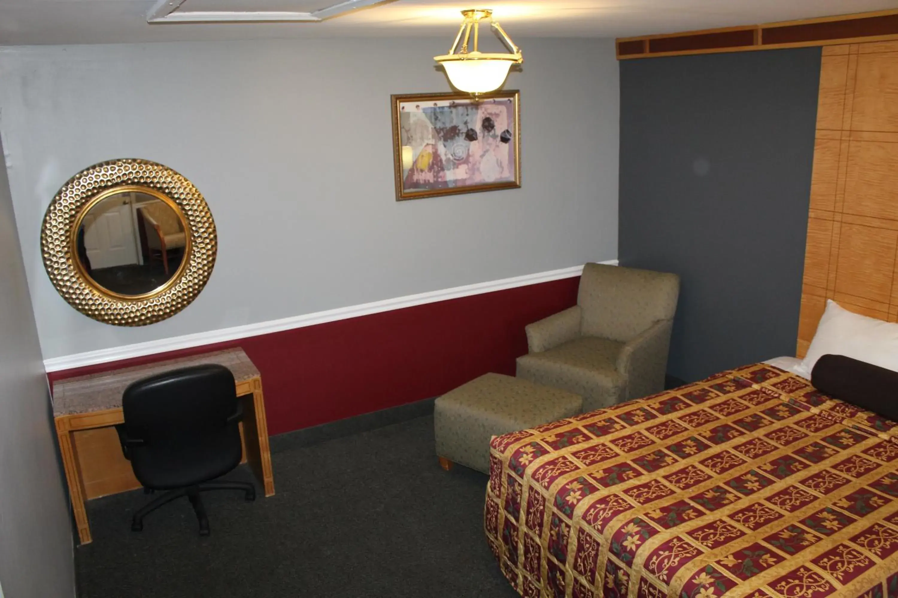 Seating area in Liberty Inn