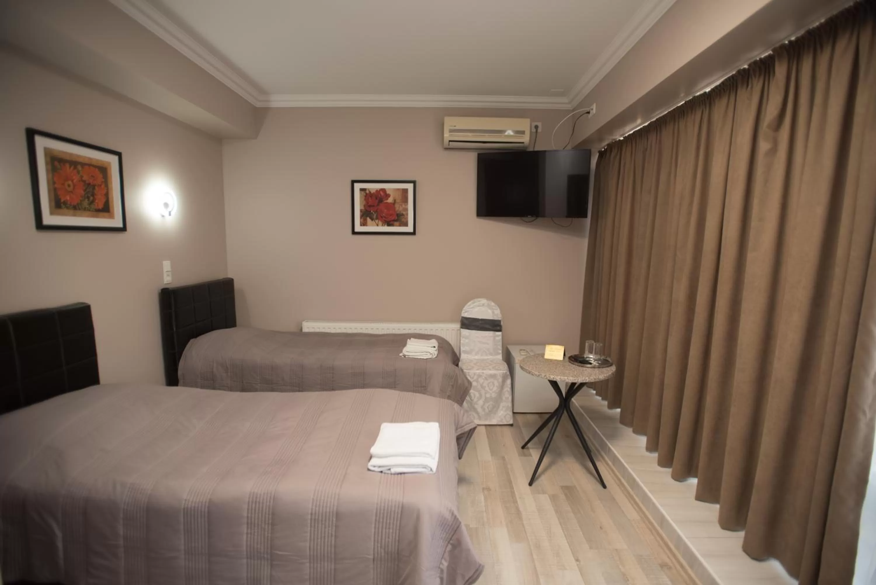 TV and multimedia, Bed in Altin Palace