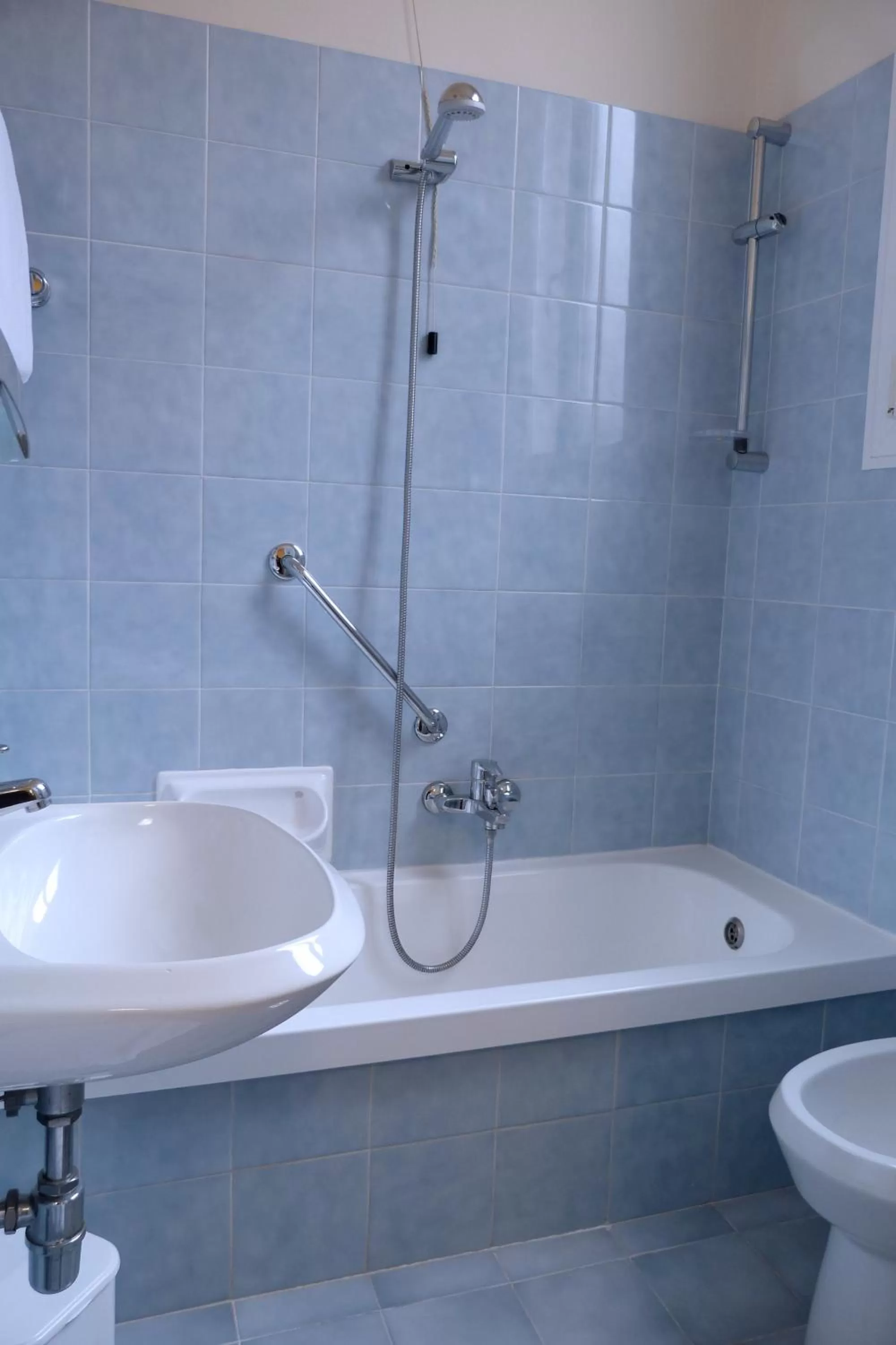 Bathroom in Hotel Centrale Byron