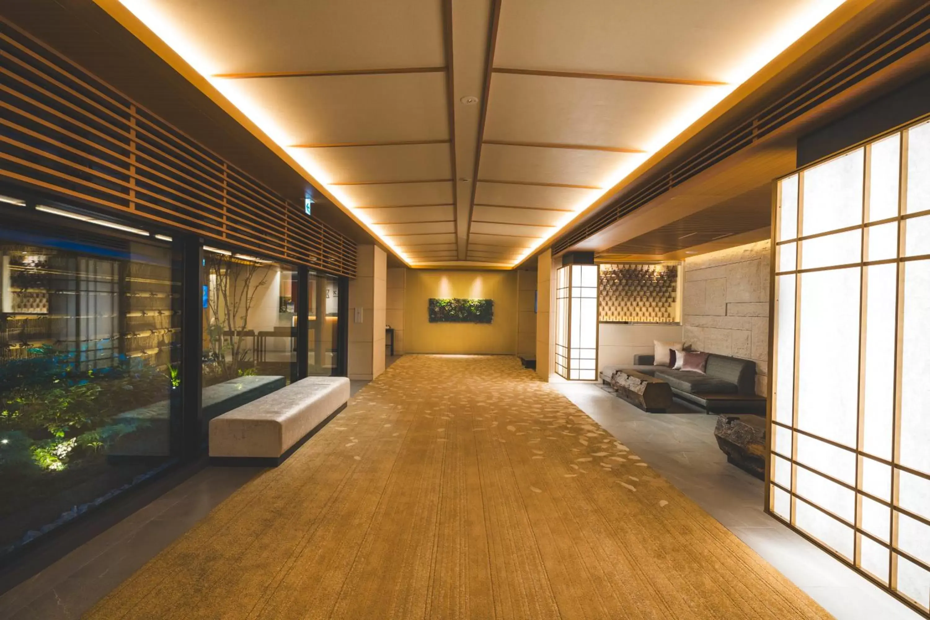 Lobby or reception in KAYA Kyoto Nijo Castle, BW Signature Collection by Best Western