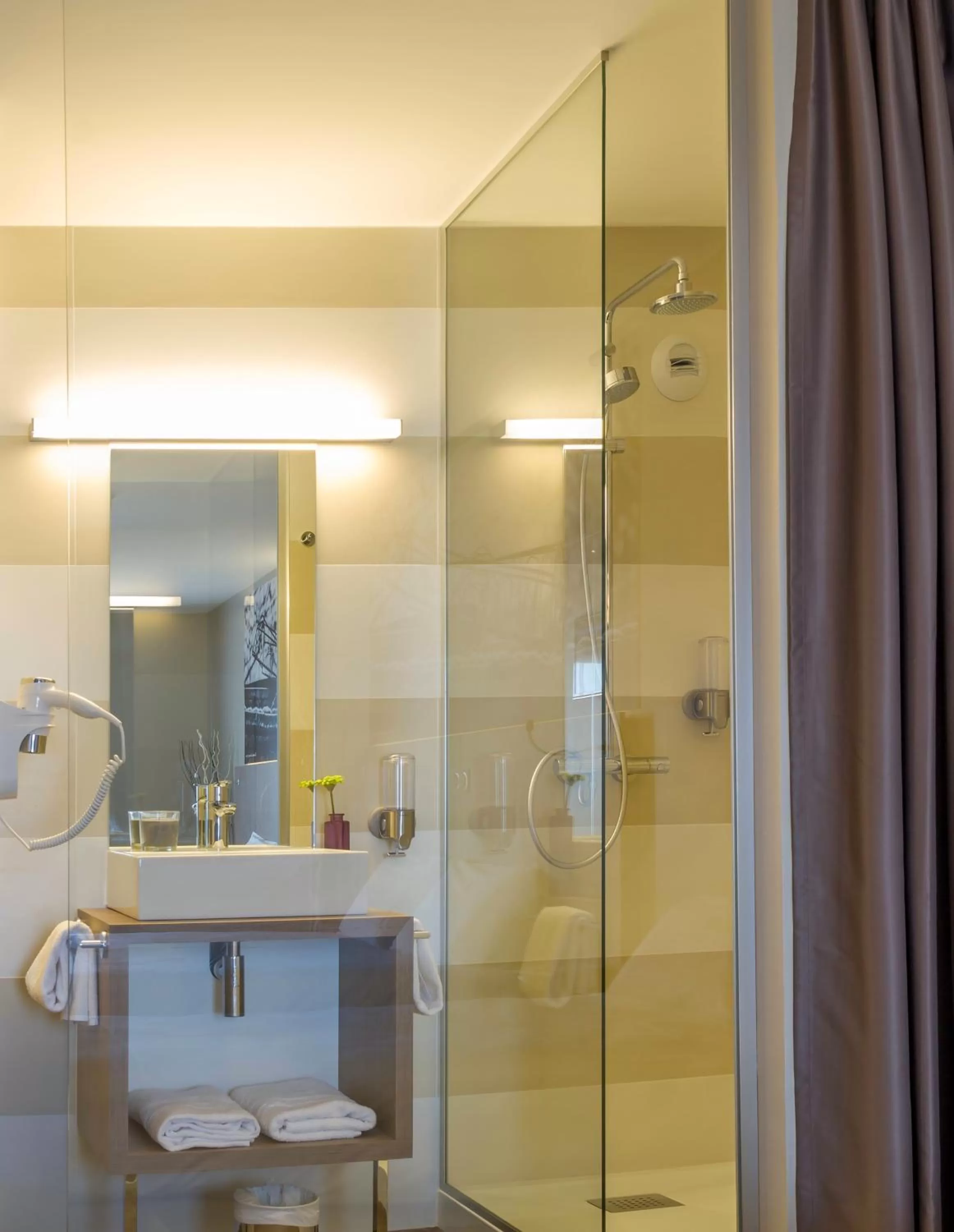 Bed in The Originals City, Hôtel Ecoparc, Montpellier Est