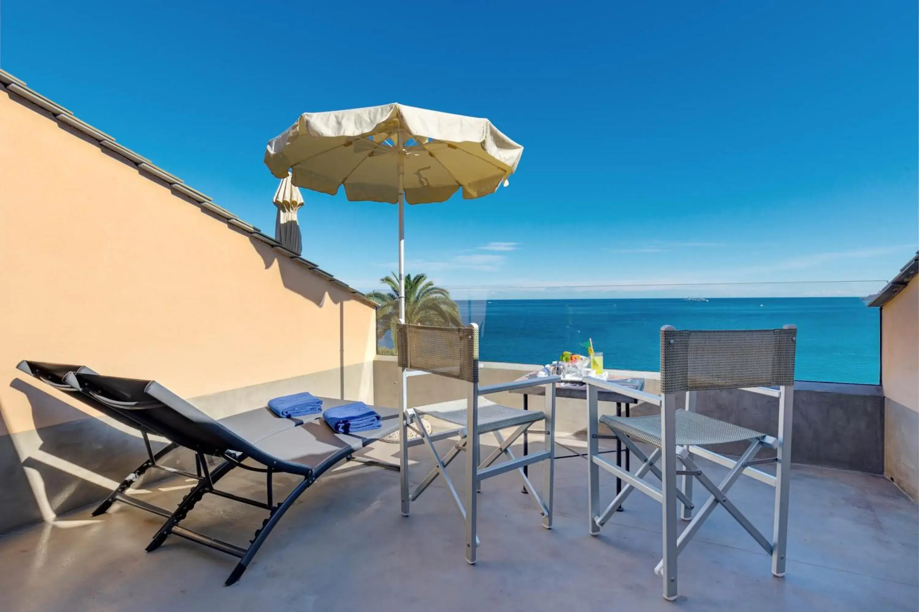 Balcony/Terrace in Hotel Continental