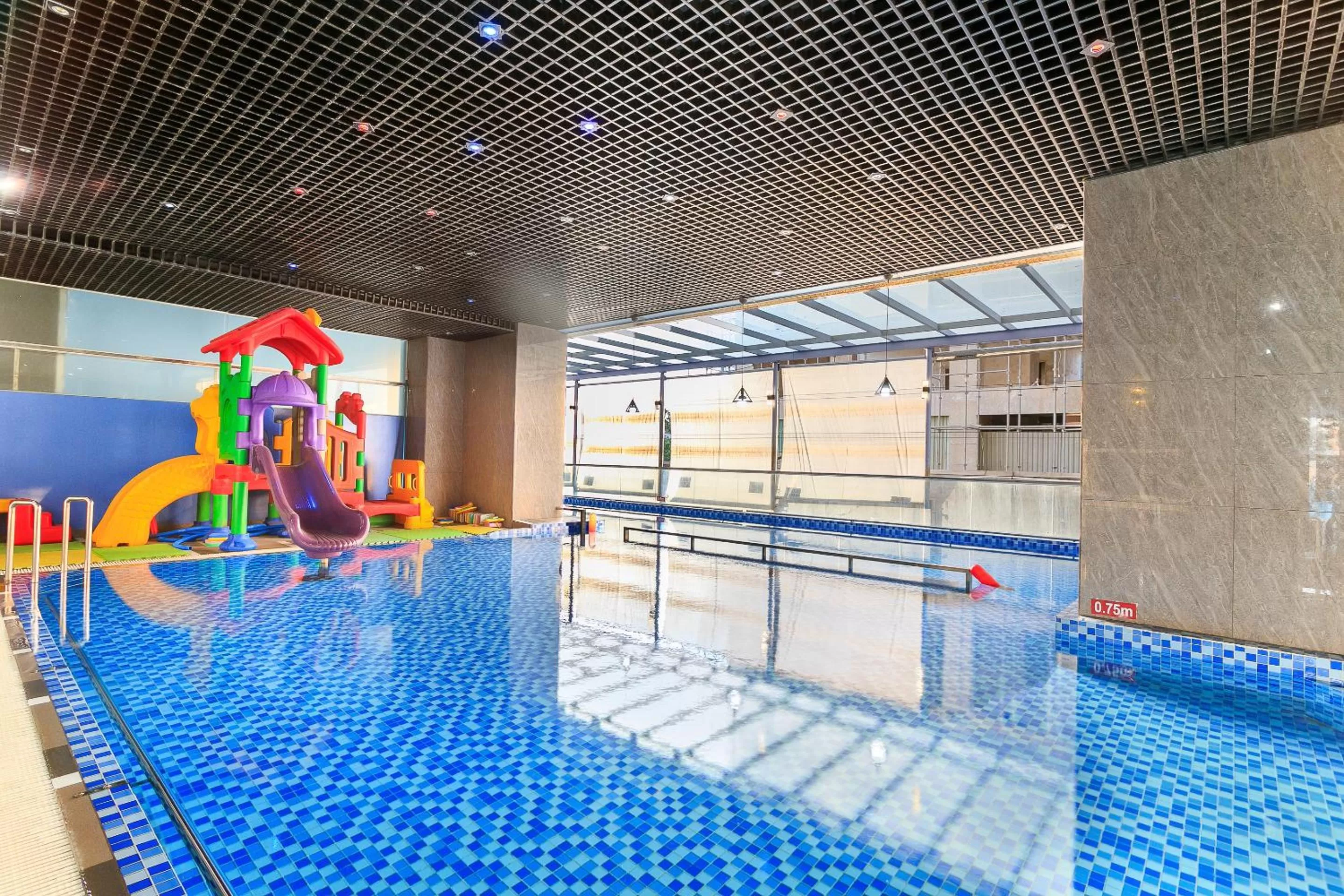Bathroom, Swimming Pool in Khách sạn San Hô Vũng Tàu (Coral Hotel)