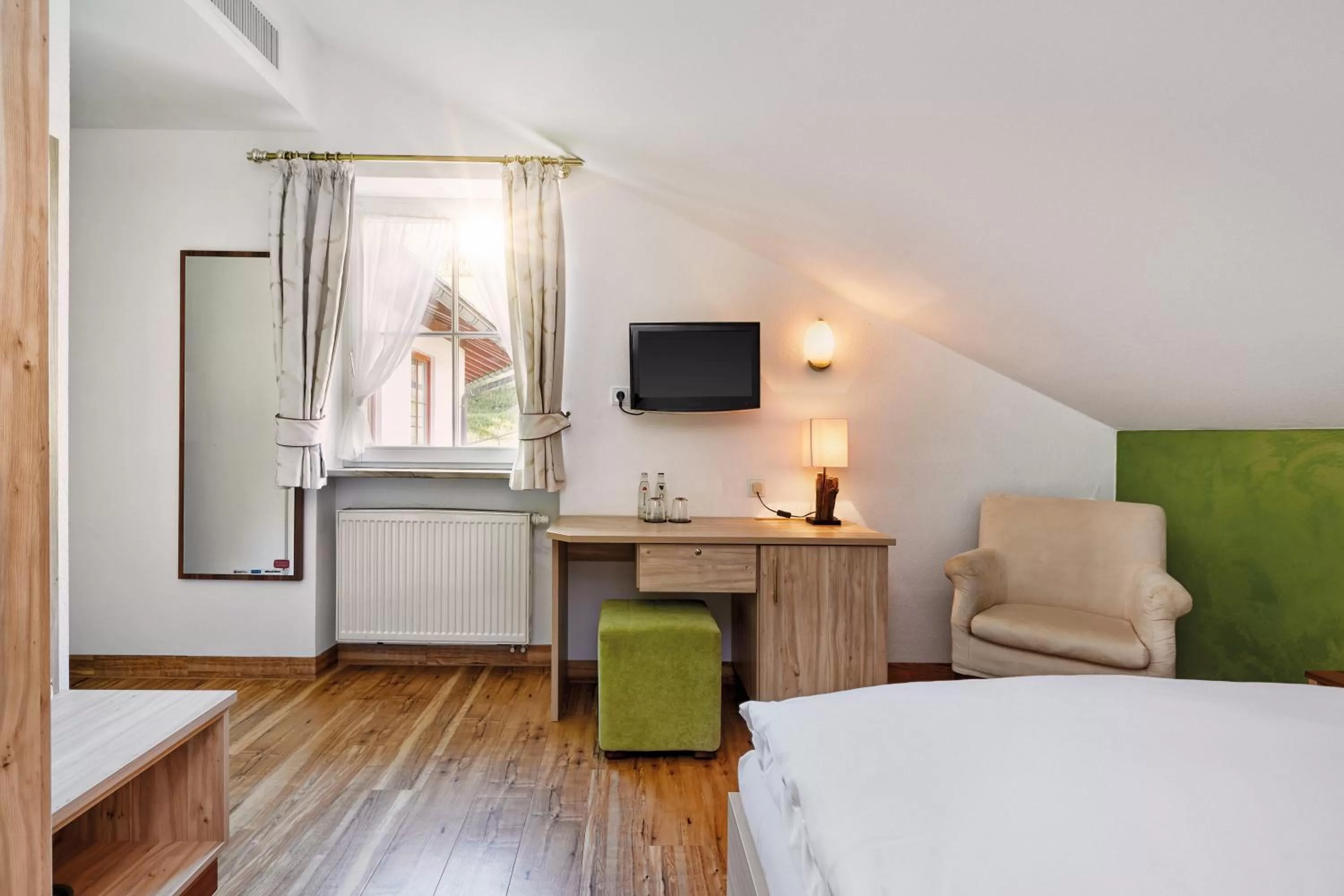 Photo of the whole room, Bed in Königshof Hotel Resort