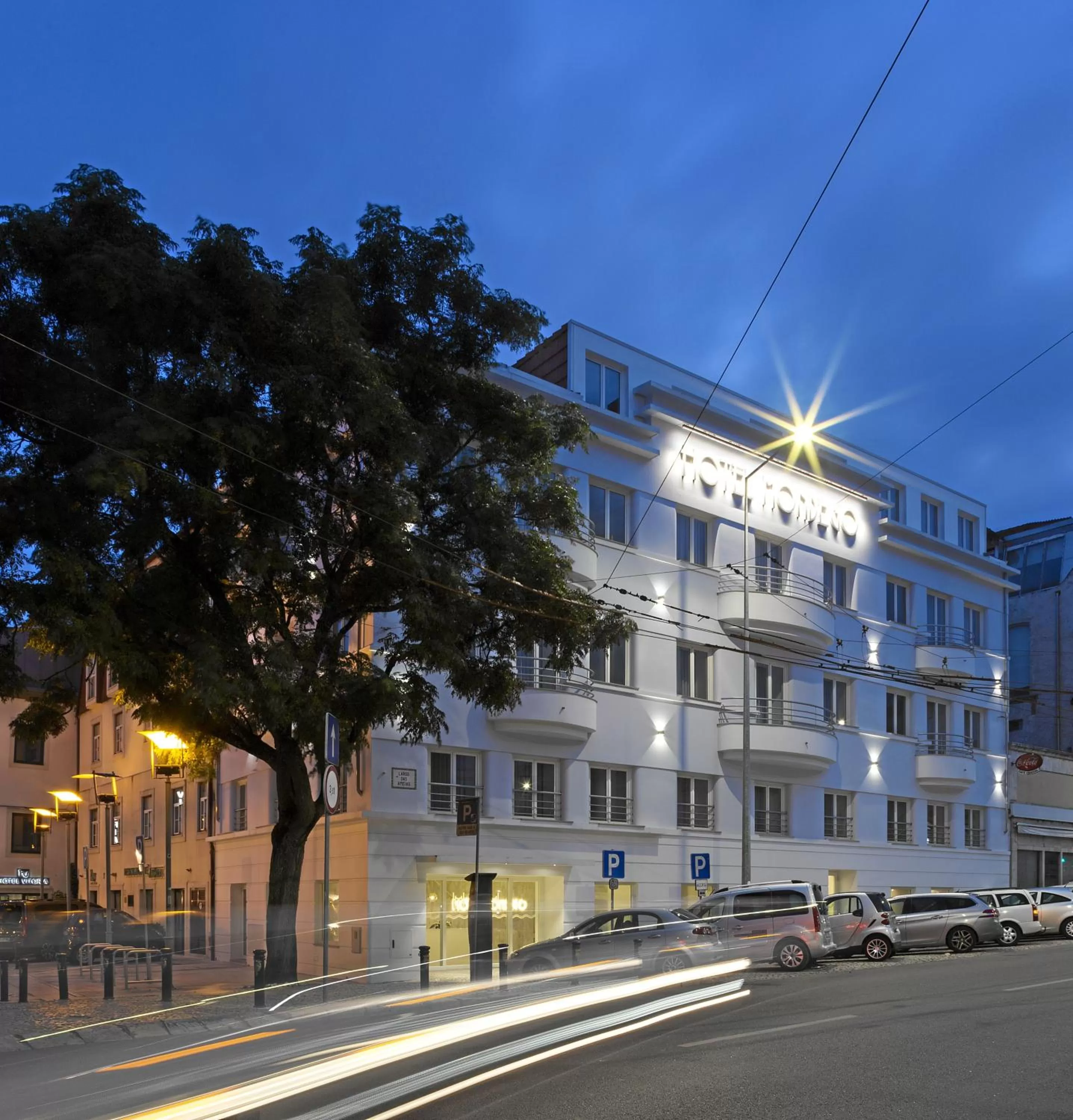 Property building in Hotel Mondego