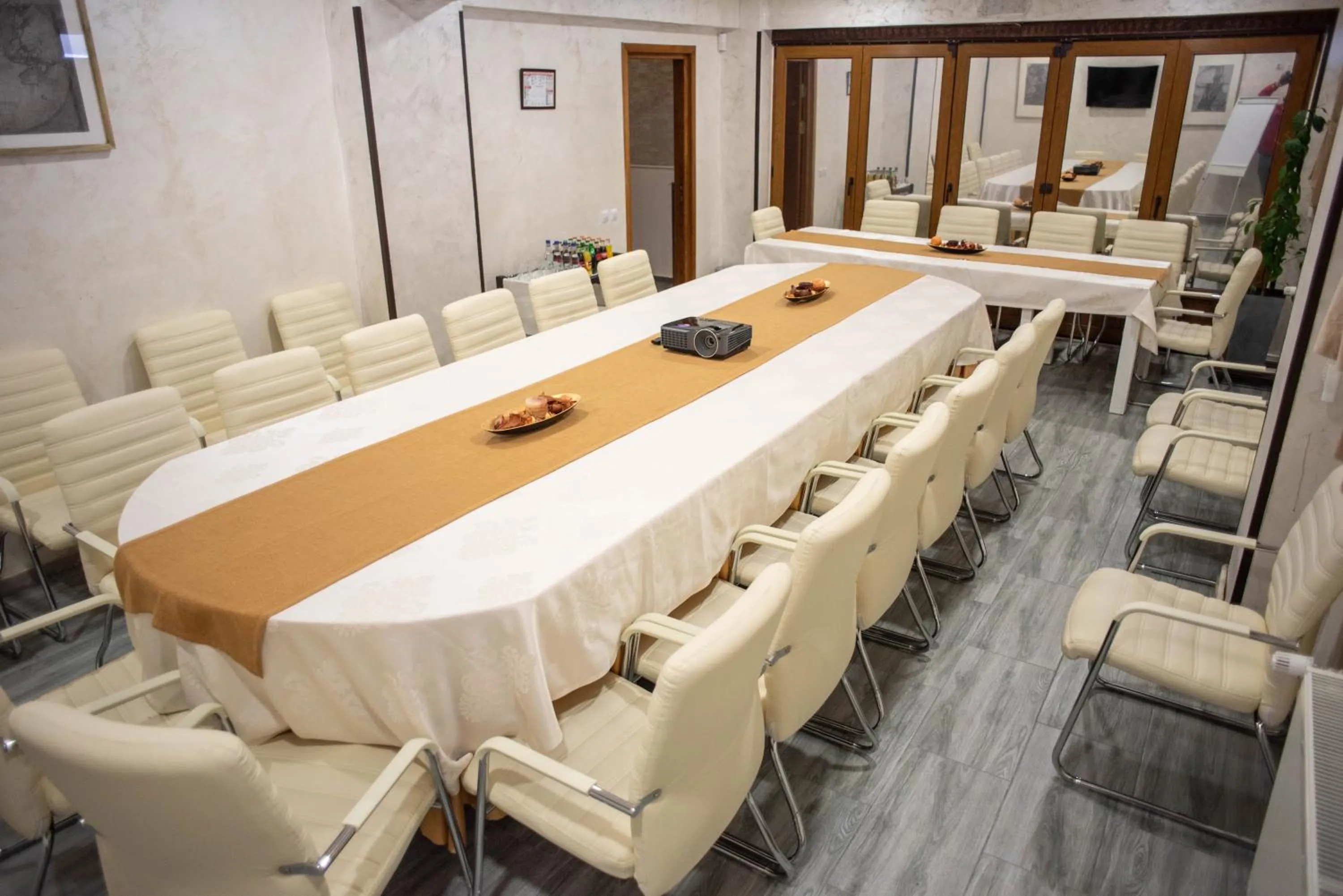 Property building in Hotel Marea Neagra