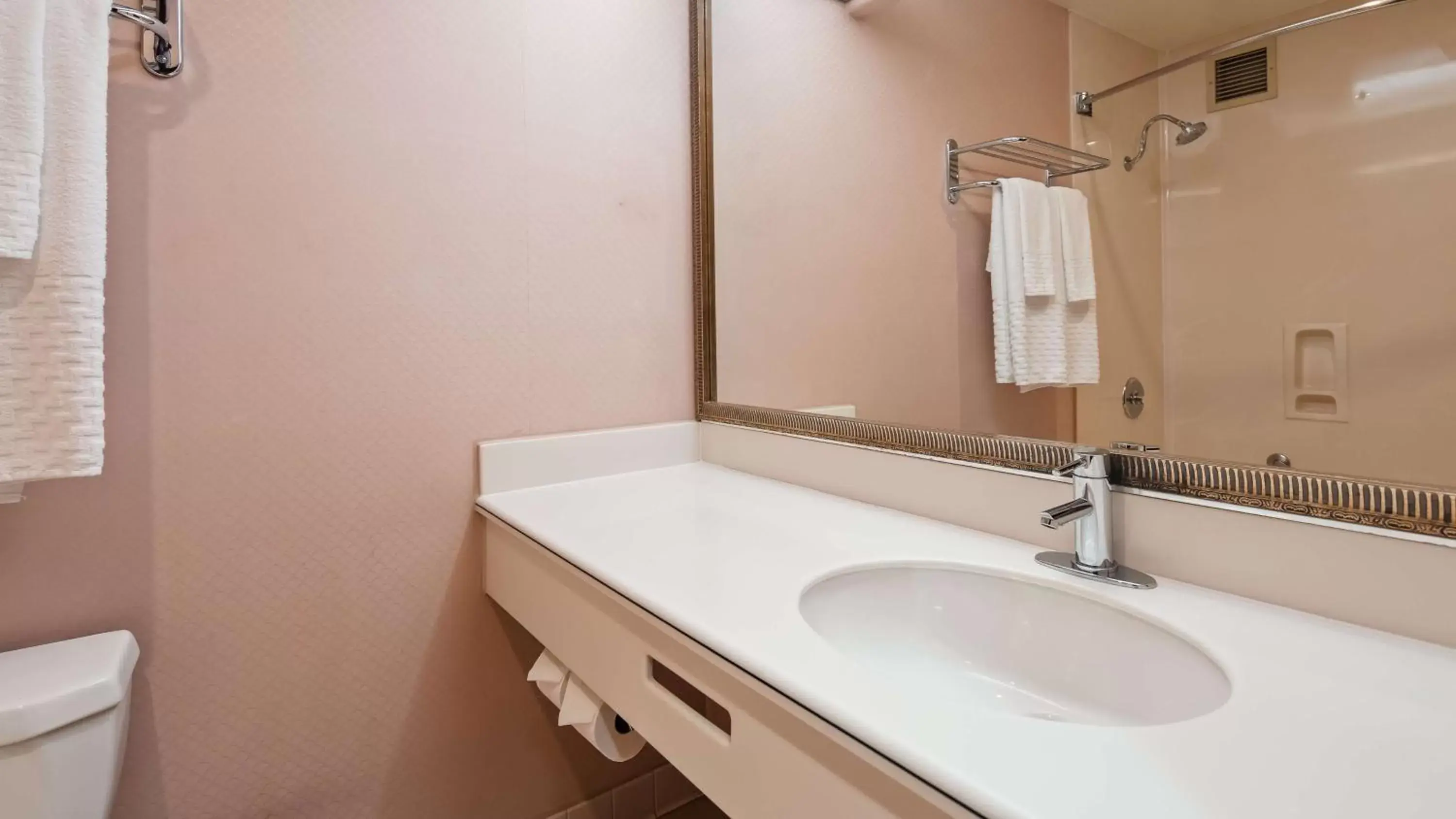 Bathroom in Best Western Plus Suites Hotel - Los Angeles LAX Airport
