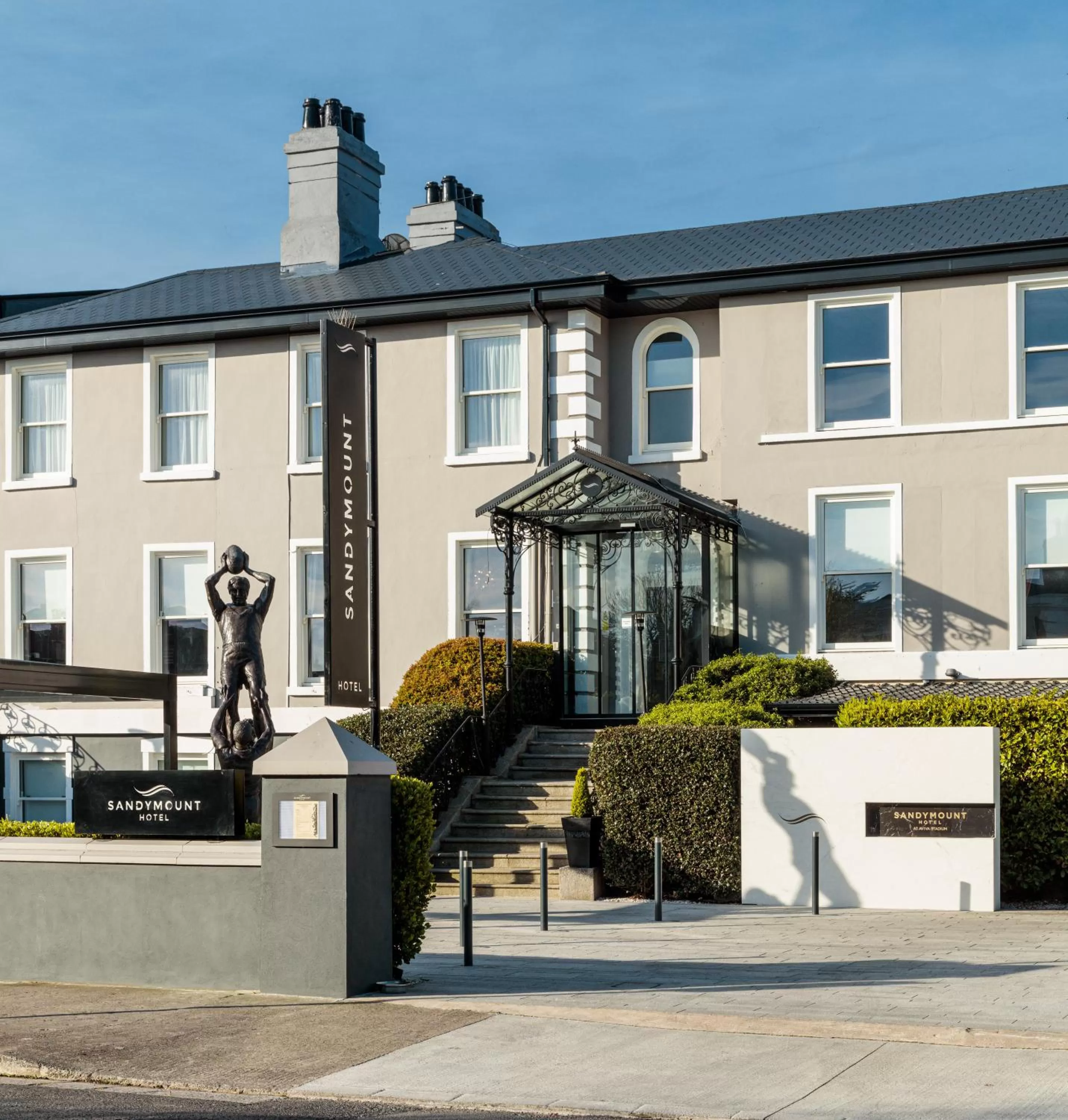 Property building in The Sandymount Hotel
