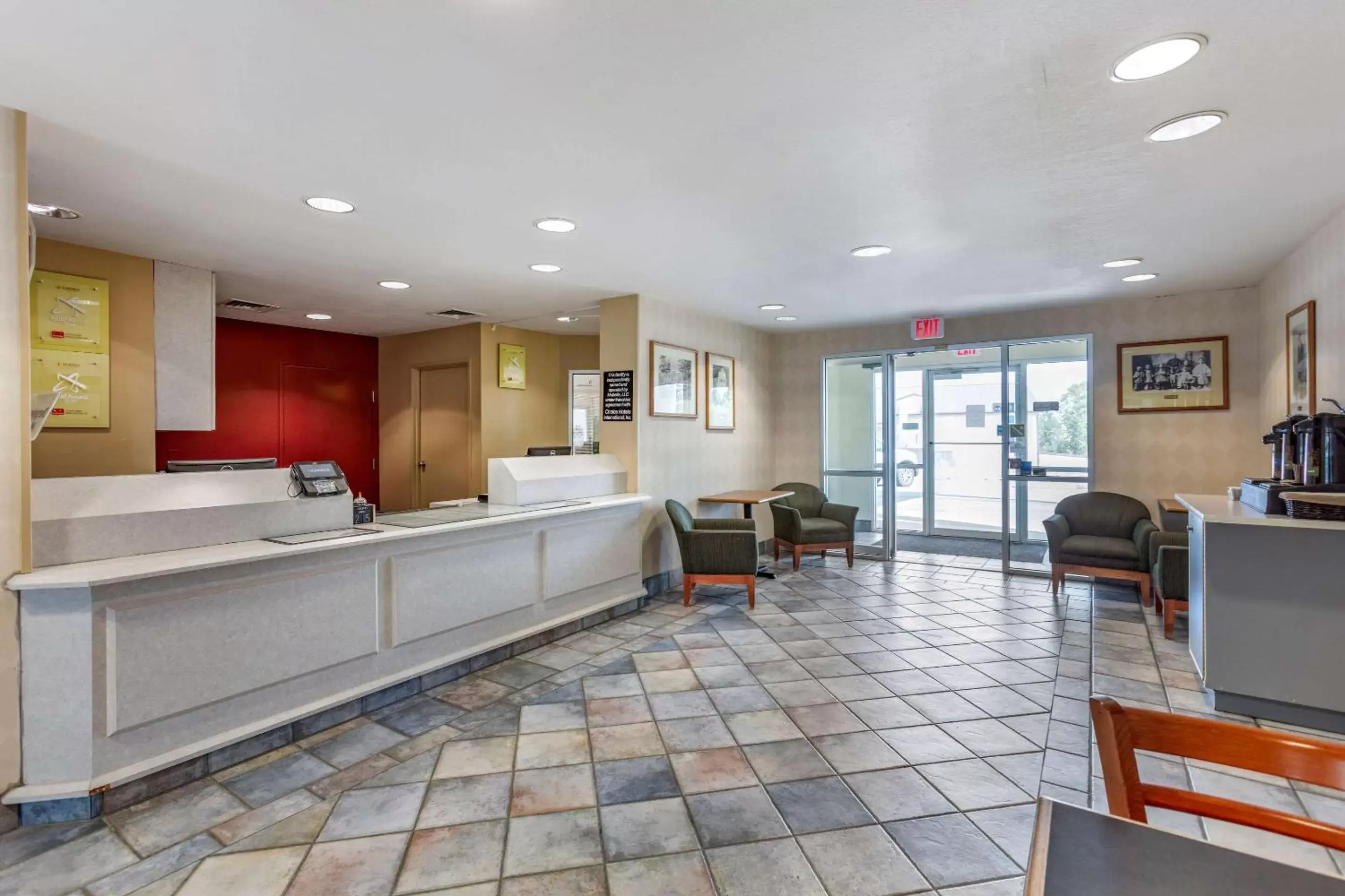 Lobby or reception, Lobby/Reception in Econo Lodge Belle Fourche