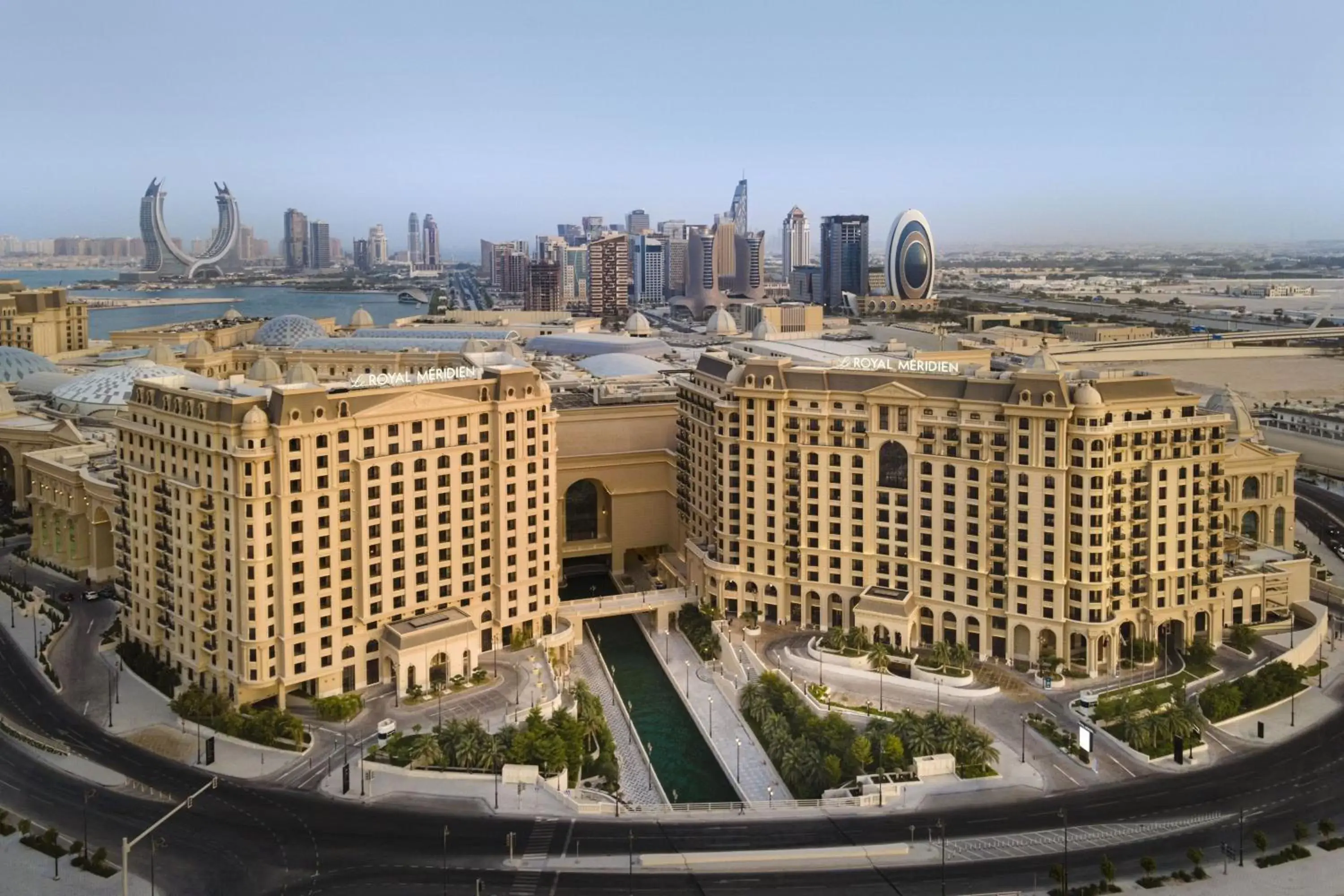 Property building, Bird's-eye View in Le Royal Méridien Doha