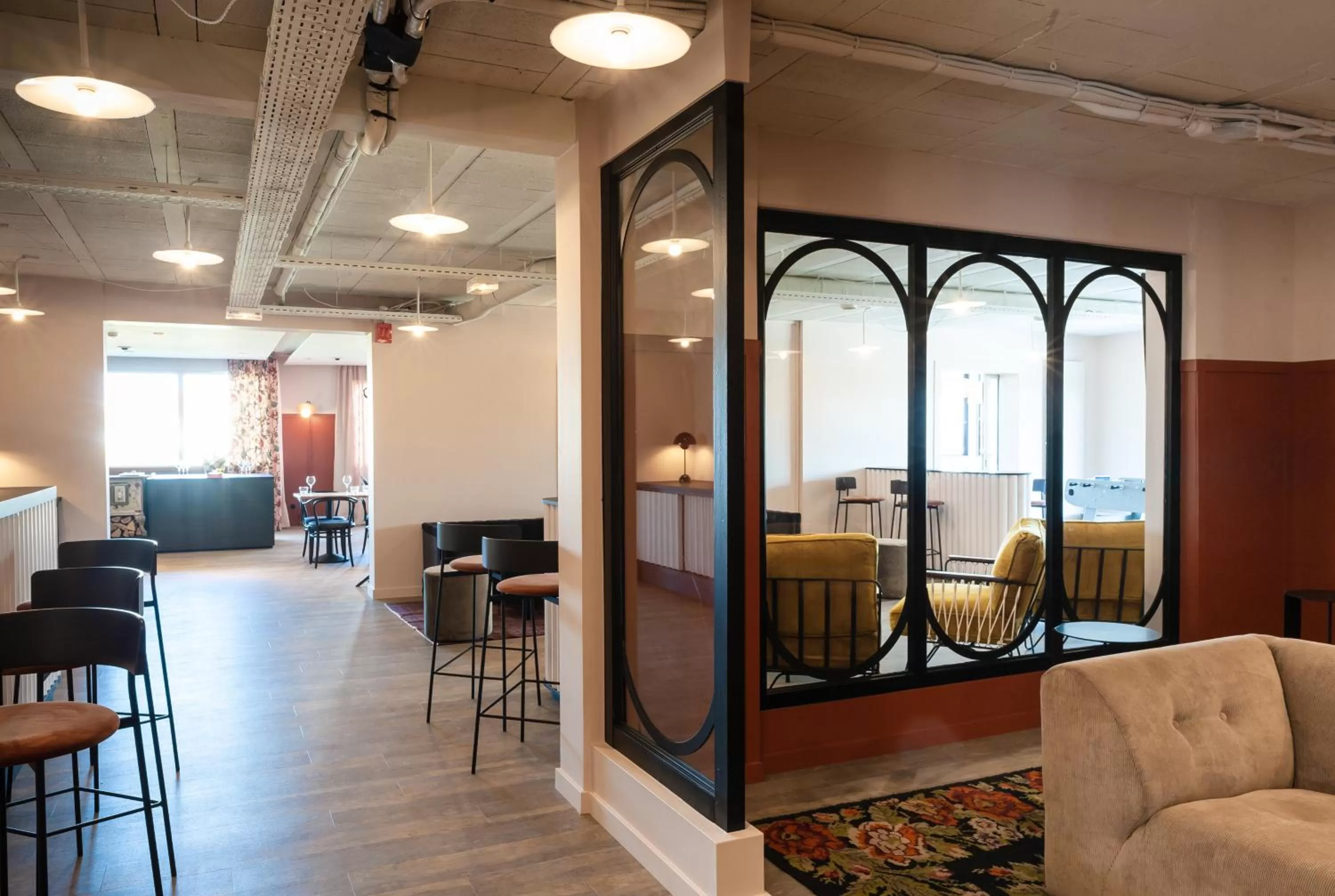 Lounge or bar in Kyriad Nuits Saint Georges Dijon Sud