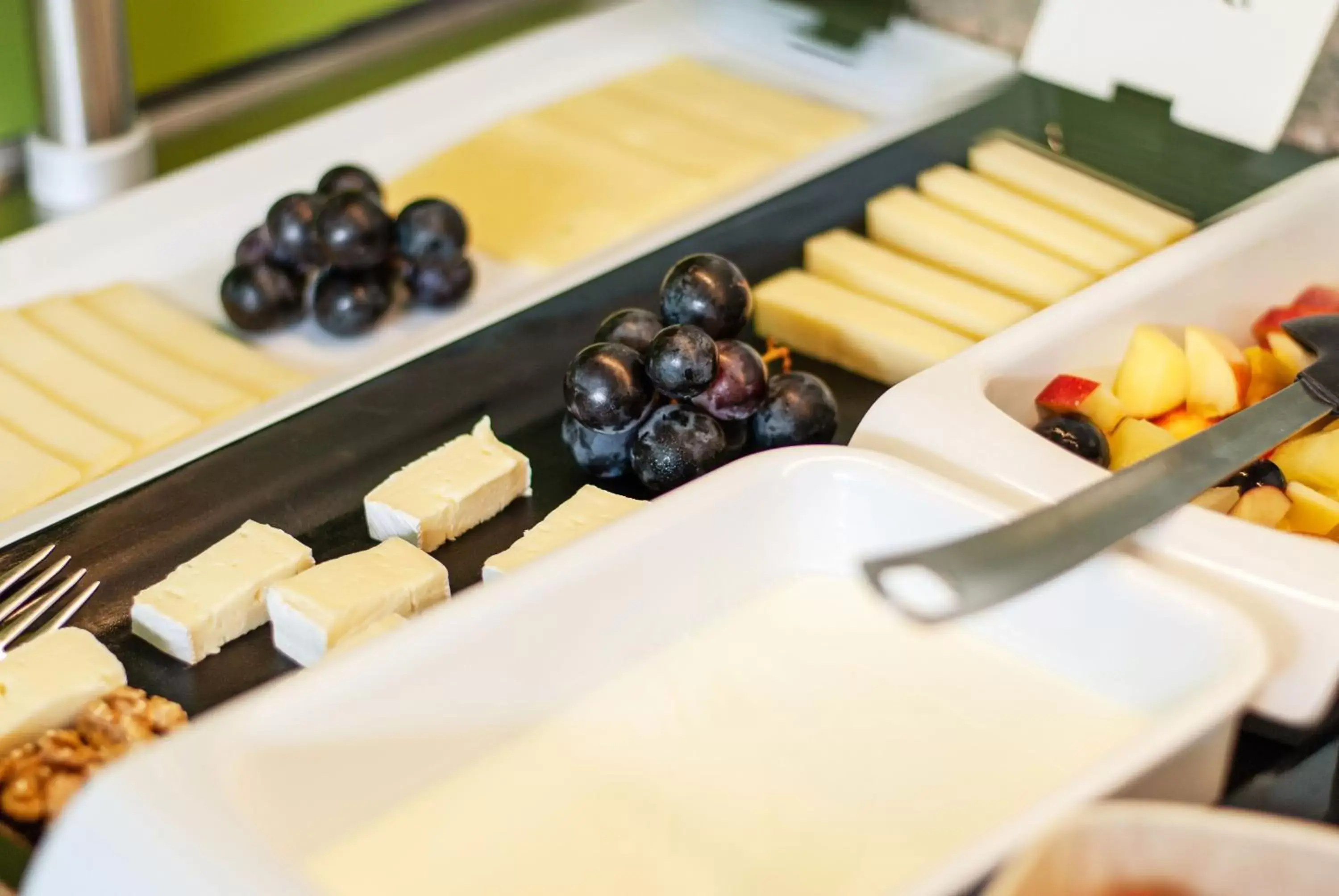 Buffet breakfast in Tailormade Hotel IDEA Spreitenbach Buffet breakfast in Tailormade Hotel IDEA Spreitenbach