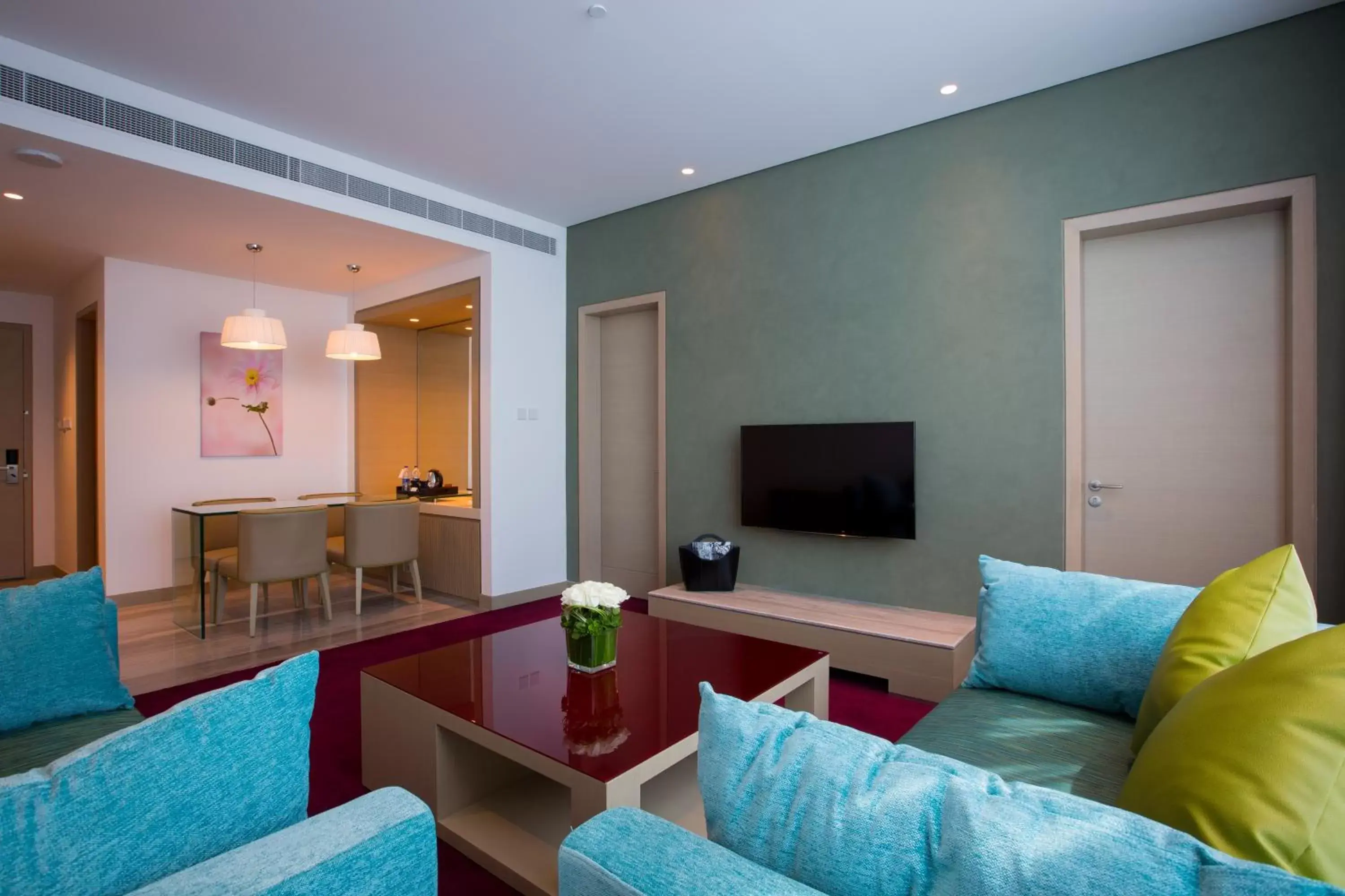 TV and multimedia, Seating Area in Downtown Rotana