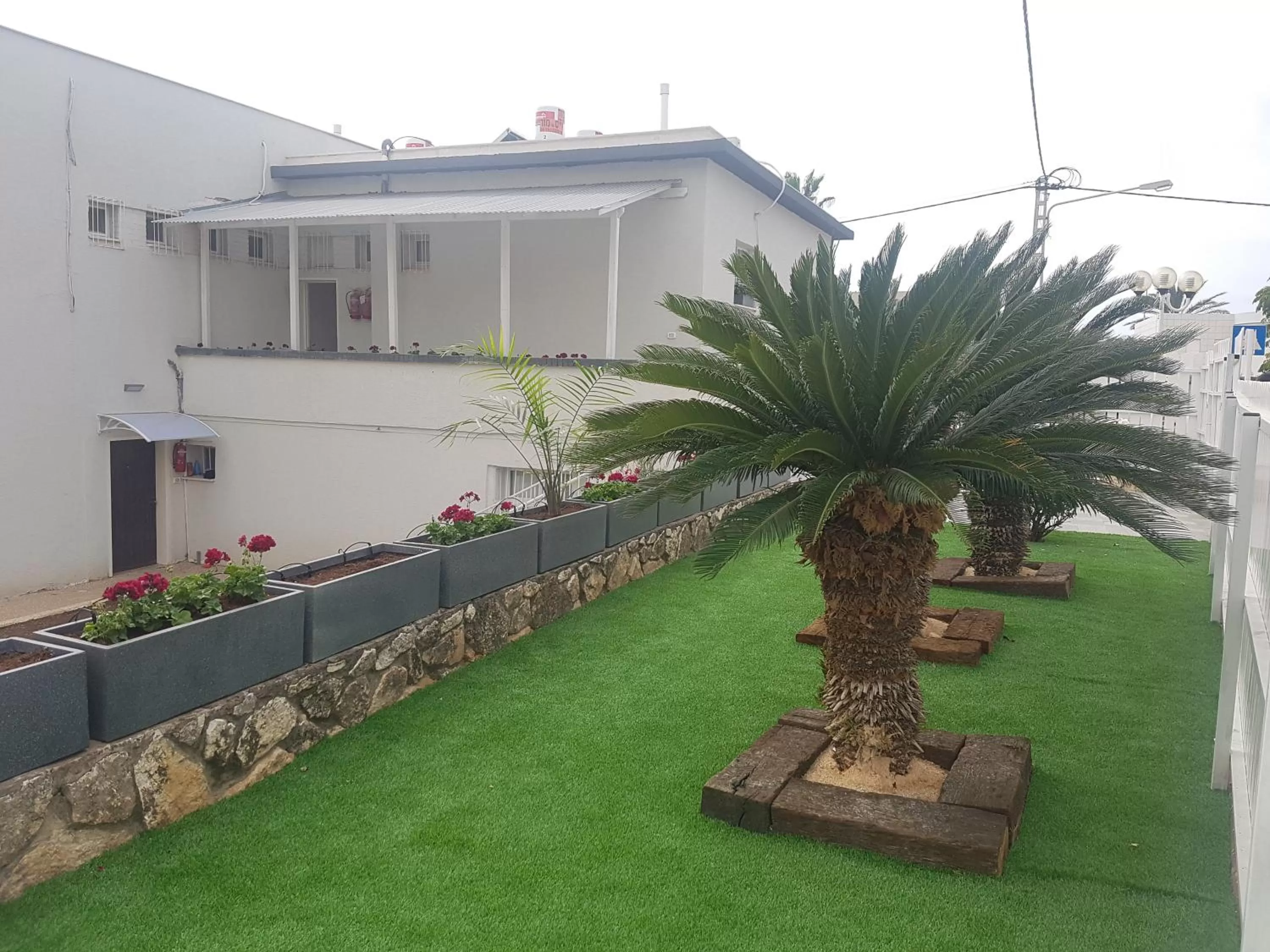 Facade/entrance in אבני החושן- Avnei Hoshen