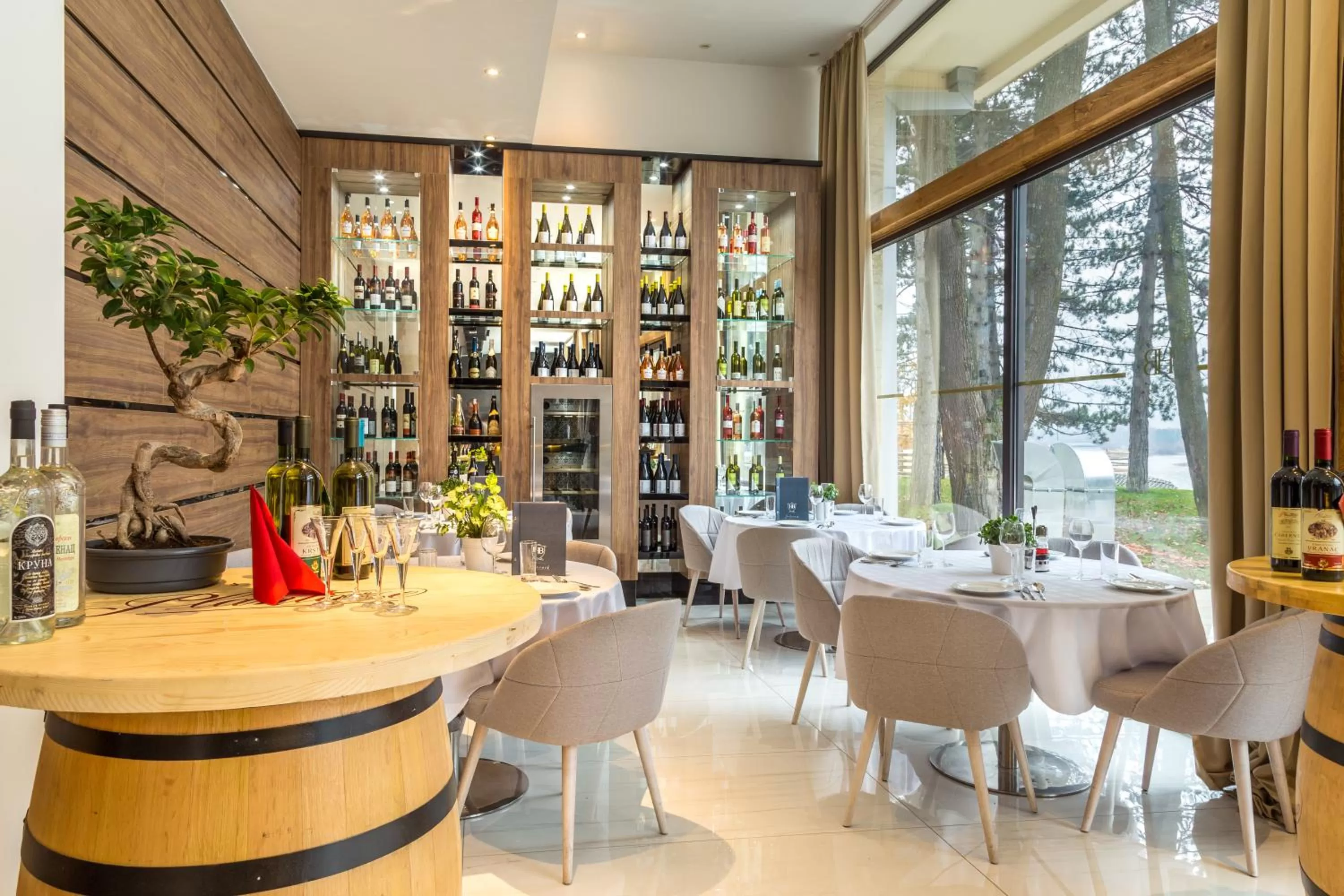 Restaurant/places to eat in Hotel Berane