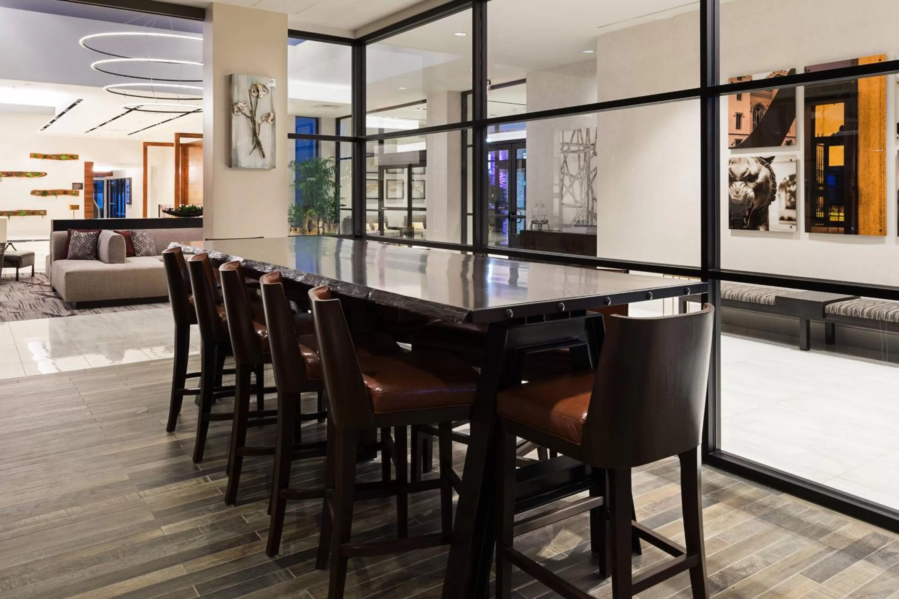 Lounge or bar in Baton Rouge Marriott