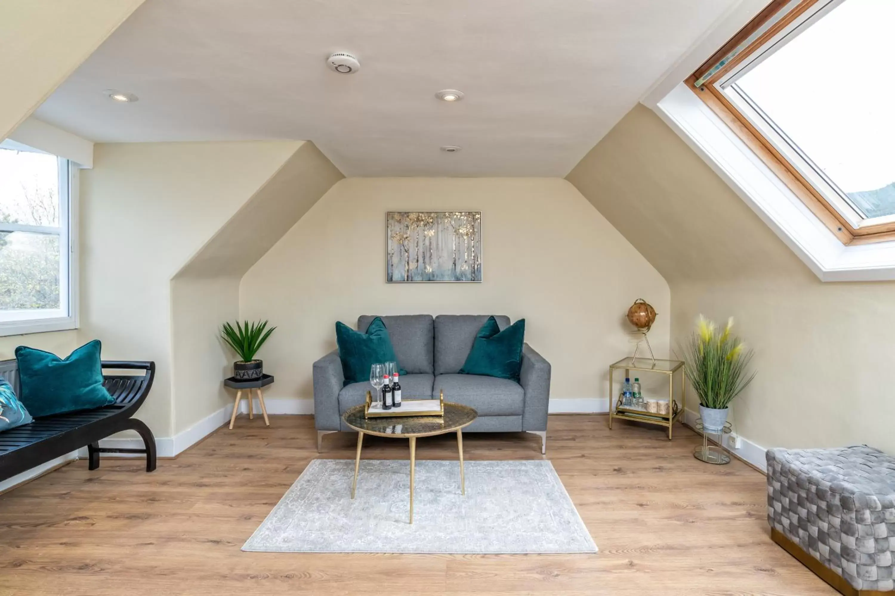 Seating Area in The Green Inn Rooms