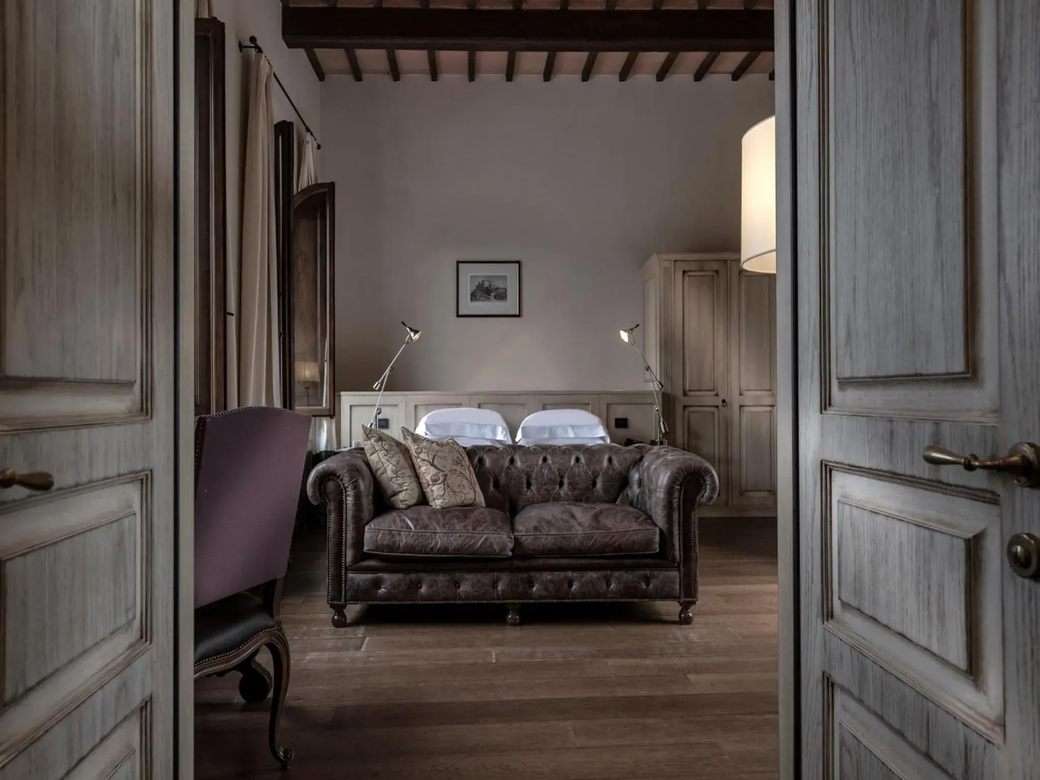 Bed in Castel Monastero - The Leading Hotels of the World