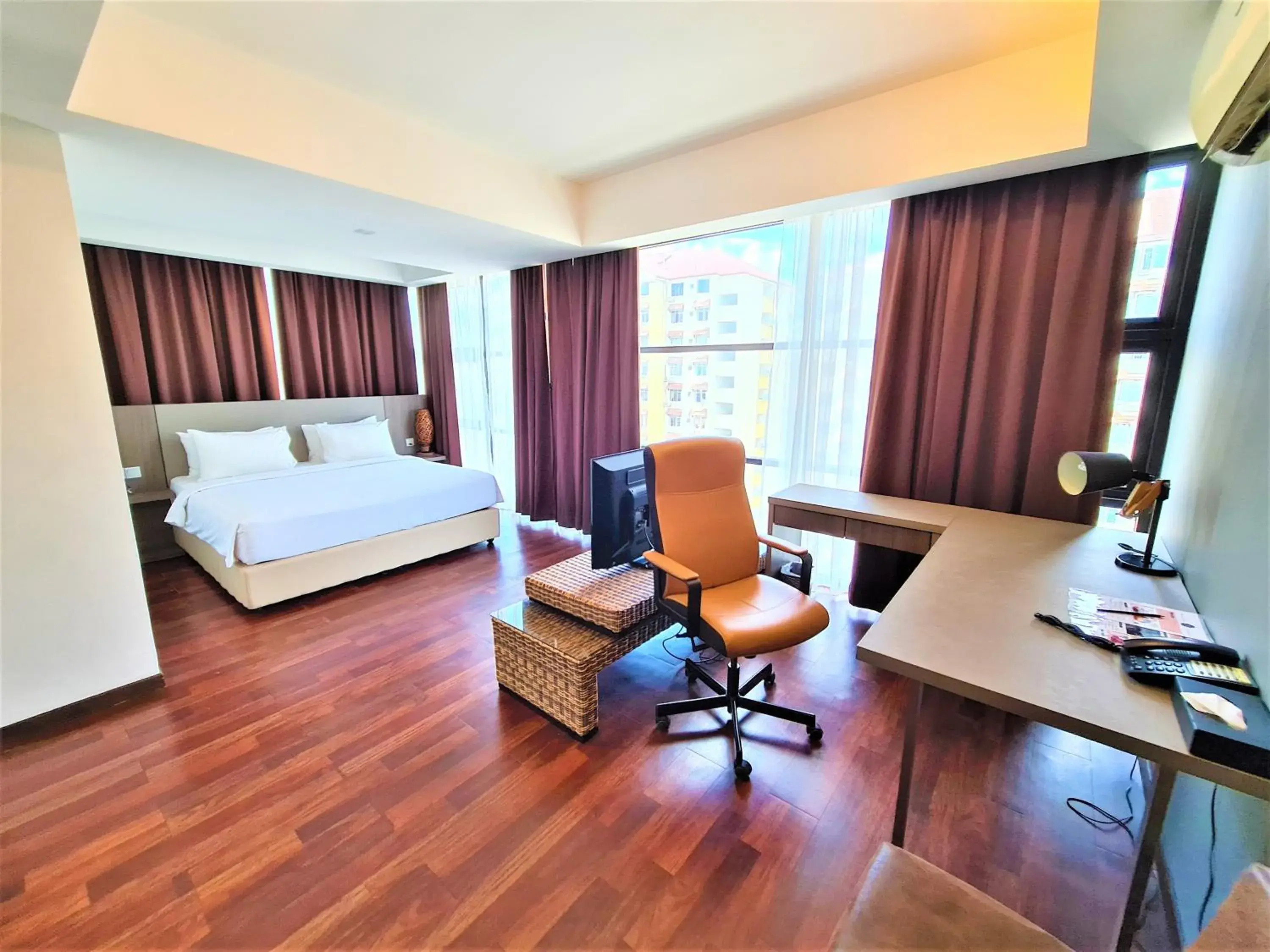 Nexus Business Suite Hotel