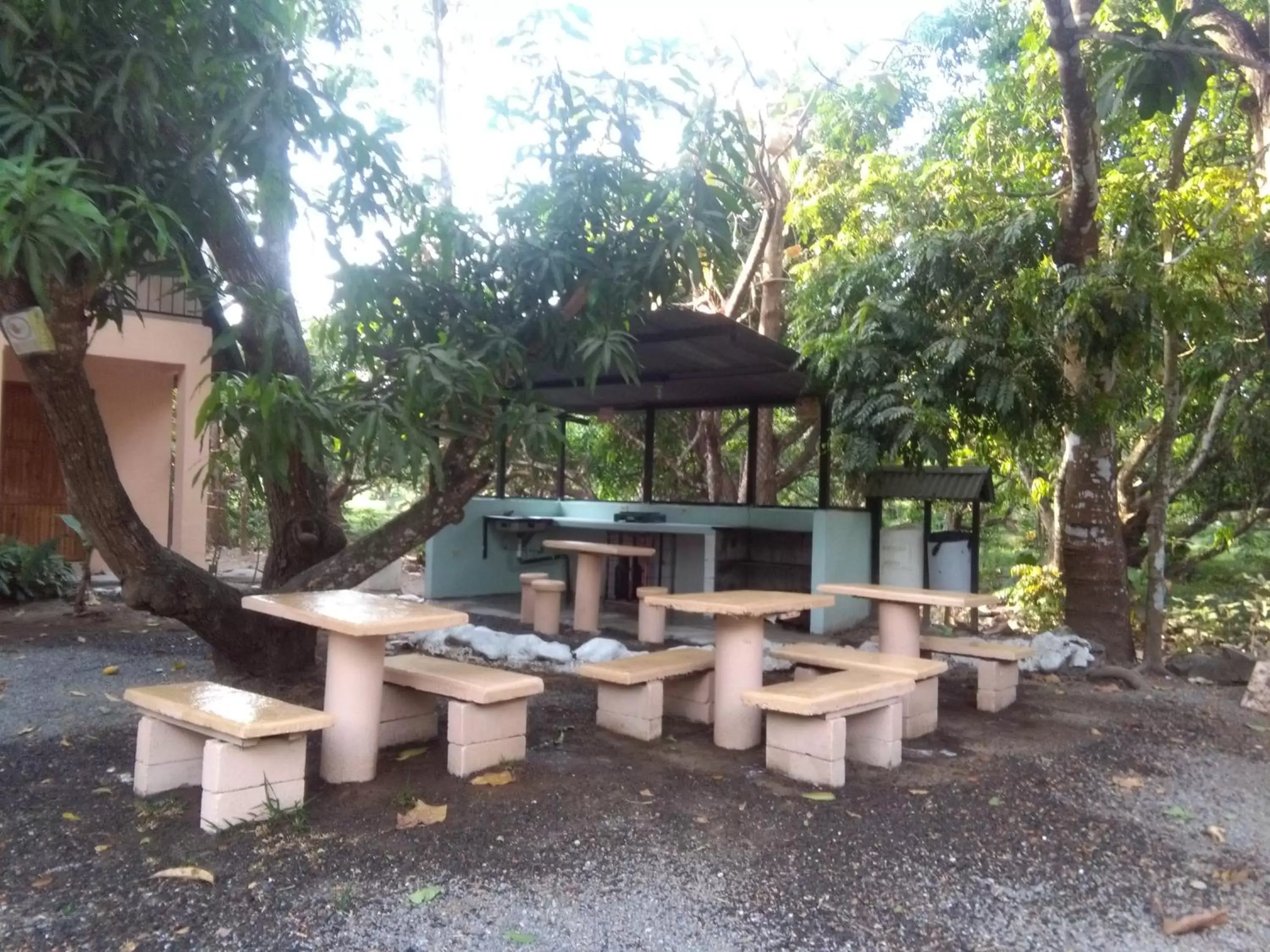 BBQ facilities in Mapi's Cabins