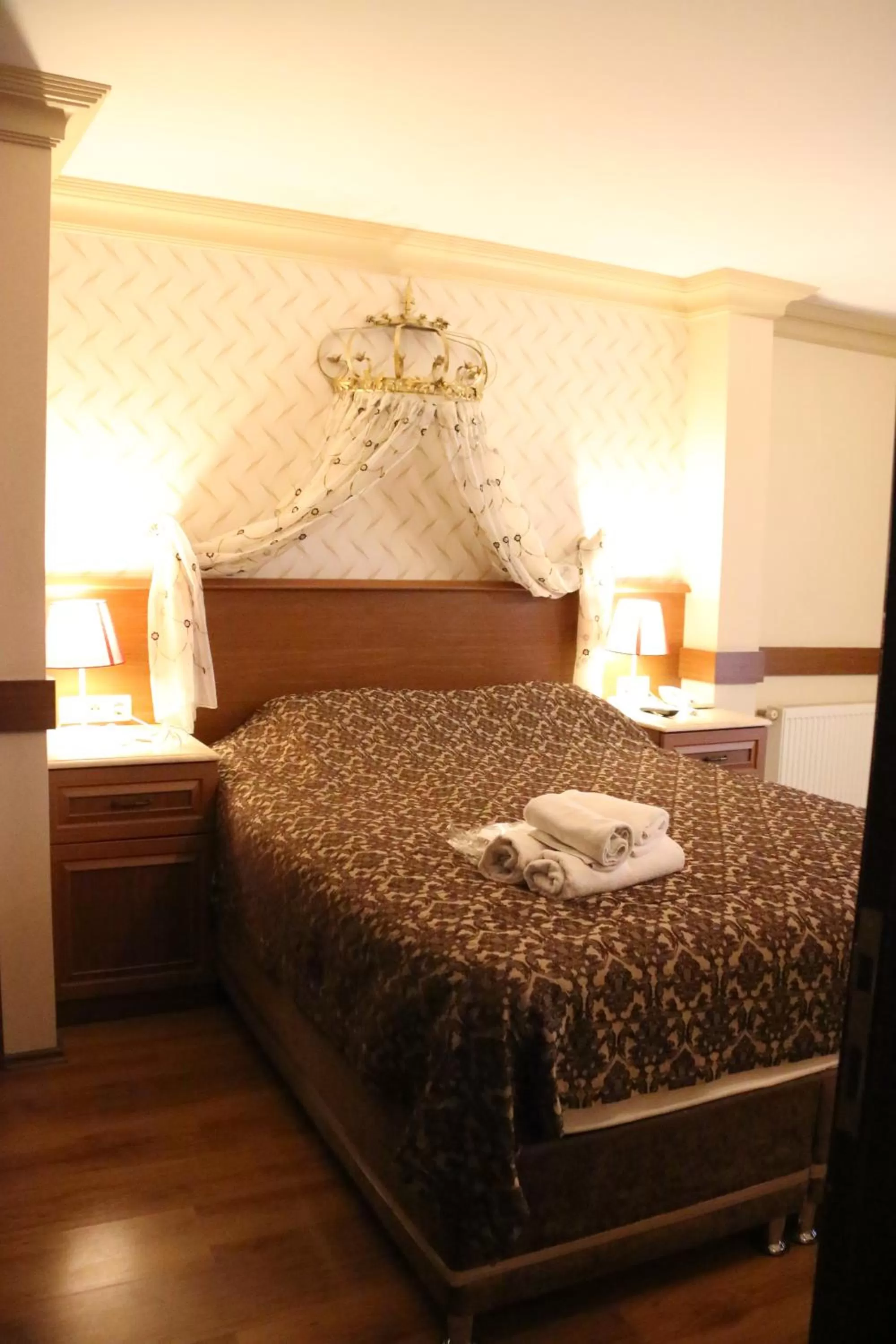 Bed in Grand Peninsula Hotel