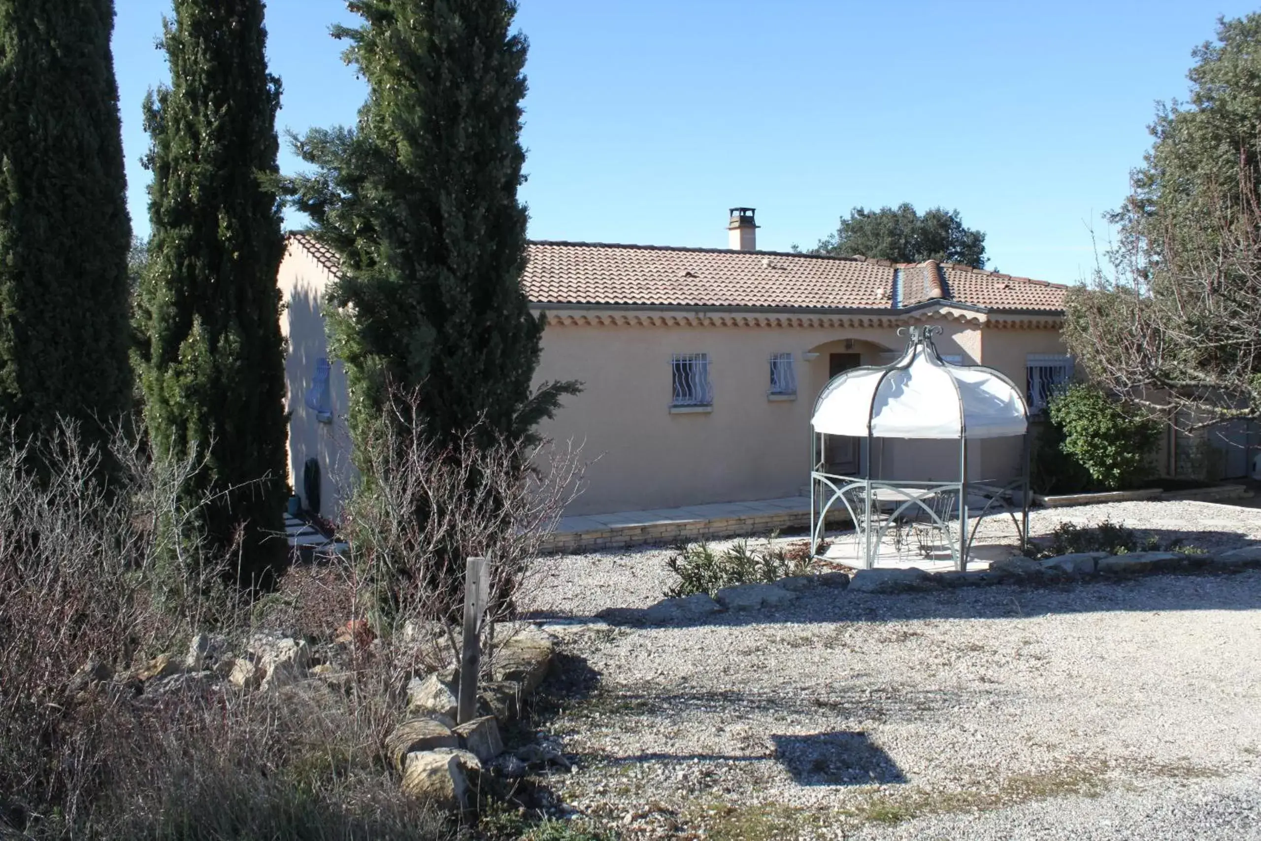 View (from property/room), Property Building in Chambre d'hôtes Des couleurs et des Mots