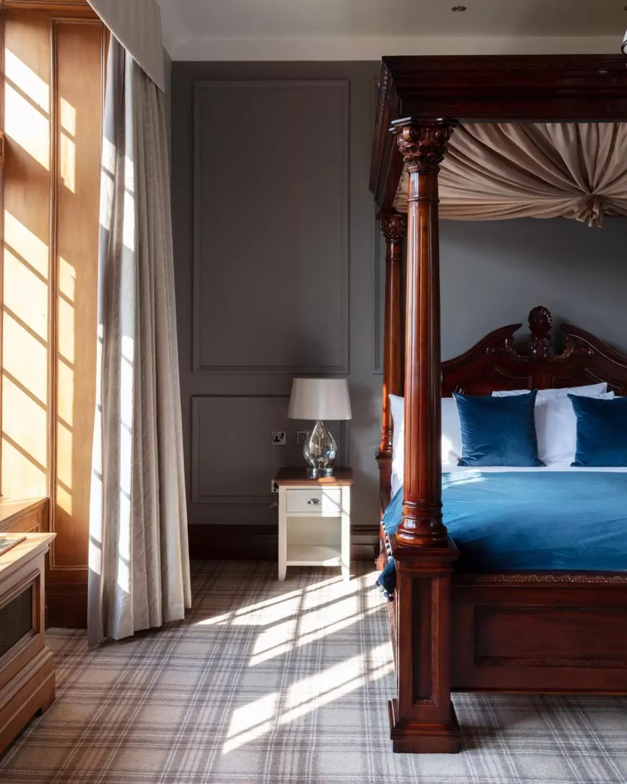 Bedroom, Bed in Murrayshall Country Estate