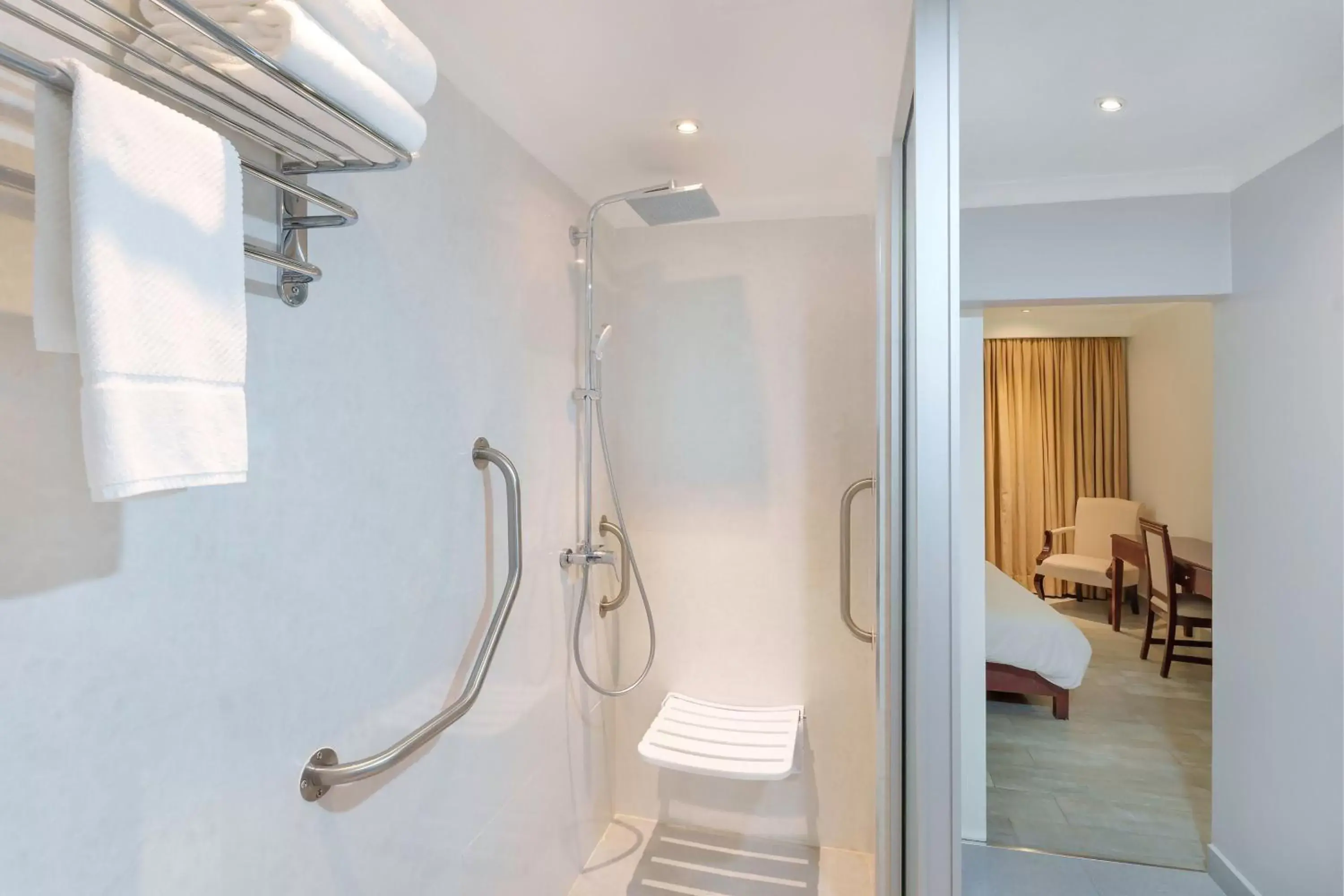 Bathroom in Protea Hotel by Marriott Livingstone