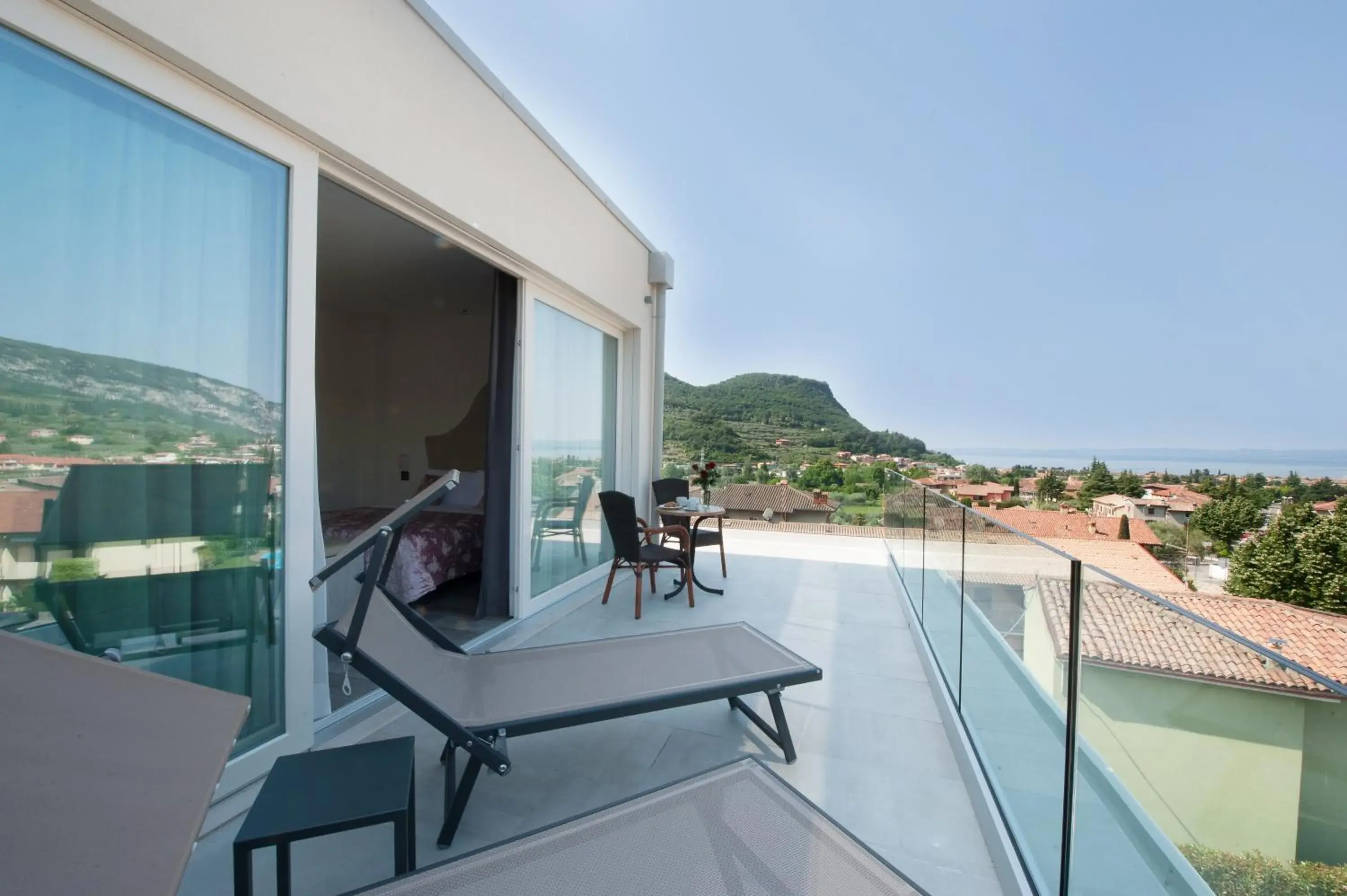 Nearby landmark, Balcony/Terrace in Hotel Italia