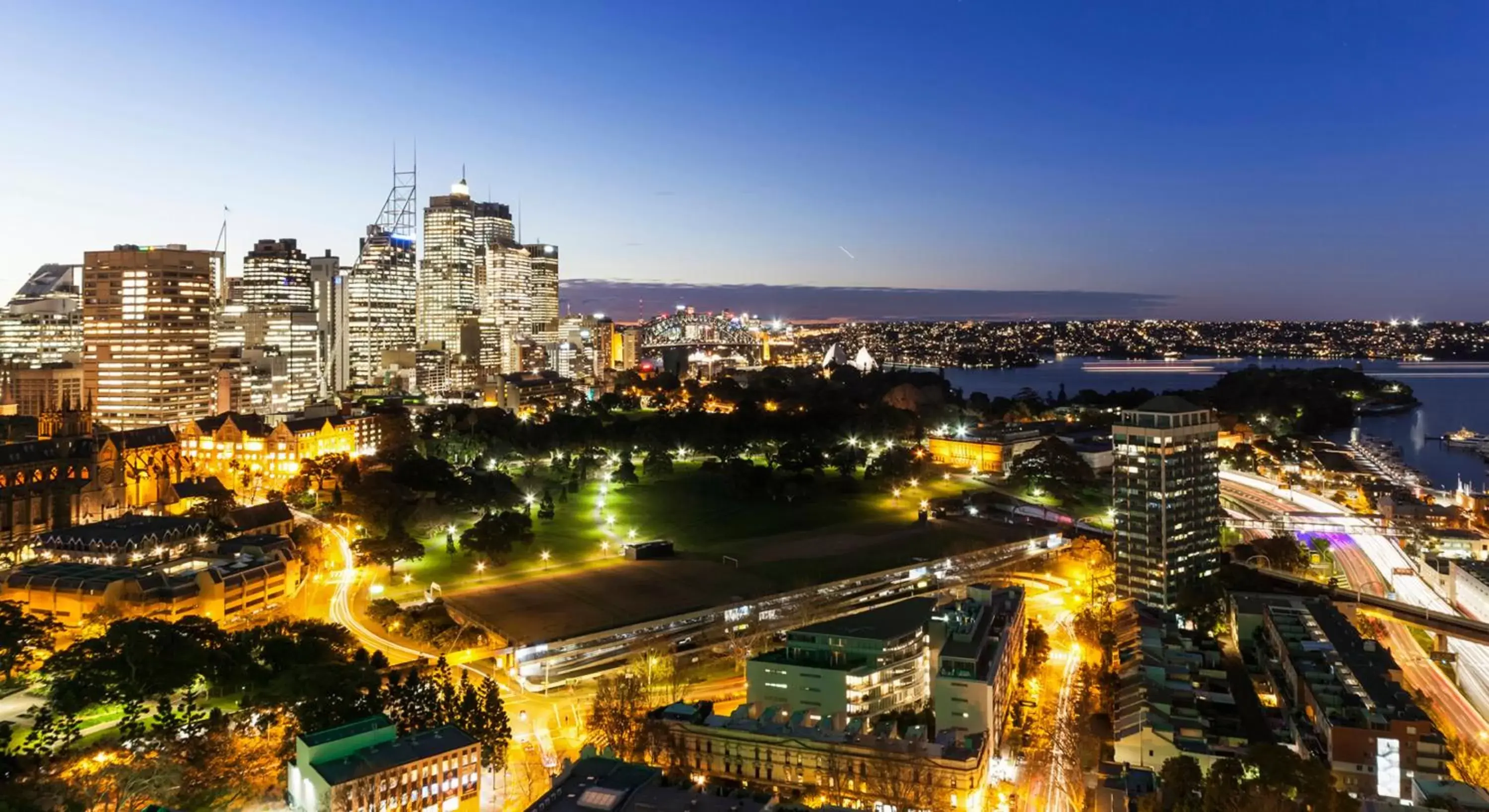 Night in The Sydney Boulevard Hotel