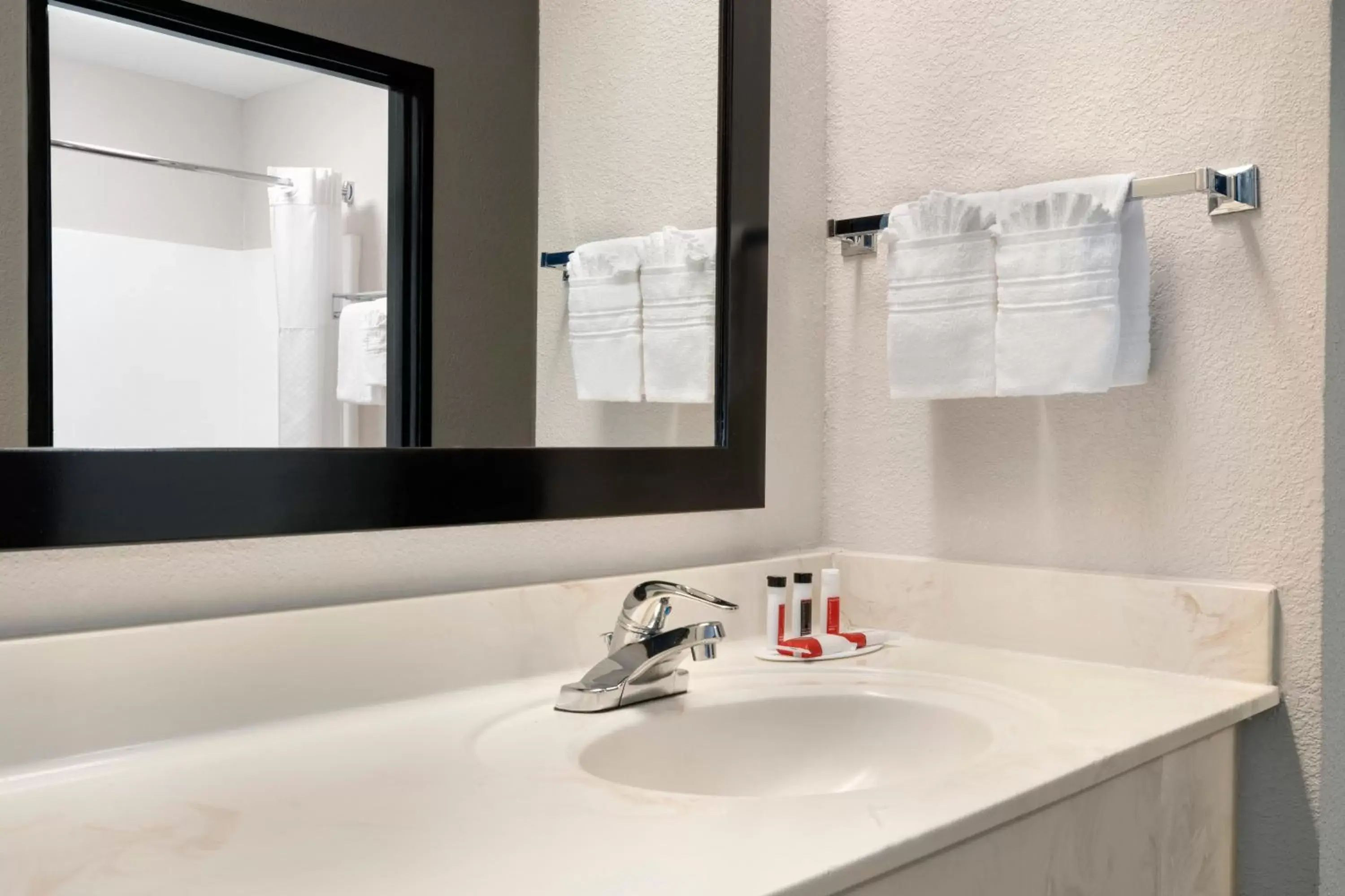 Bathroom in Baymont by Wyndham Casa Grande