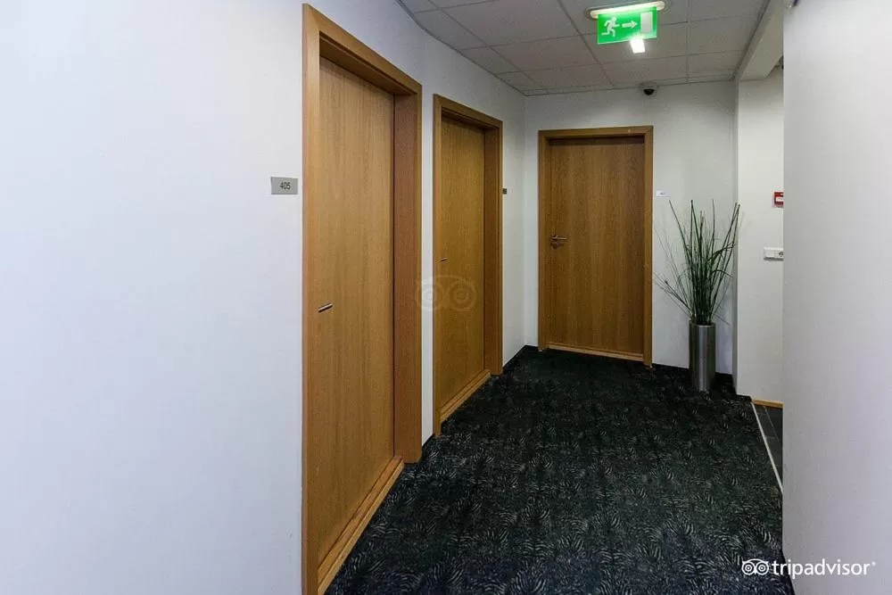 Property building in 101 Guesthouse Hotel