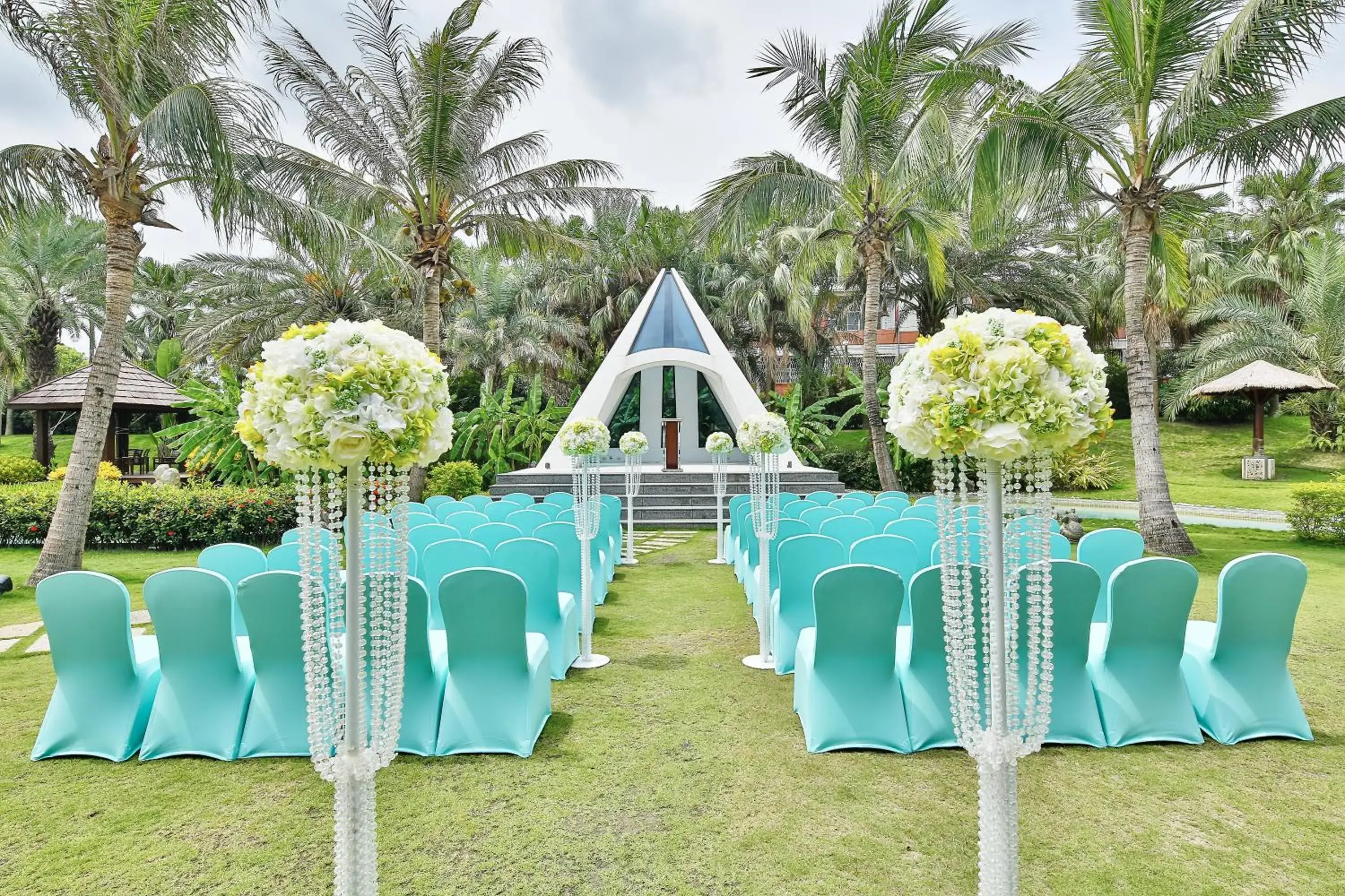 Garden view, Banquet Facilities in Queena Plaza Hotel