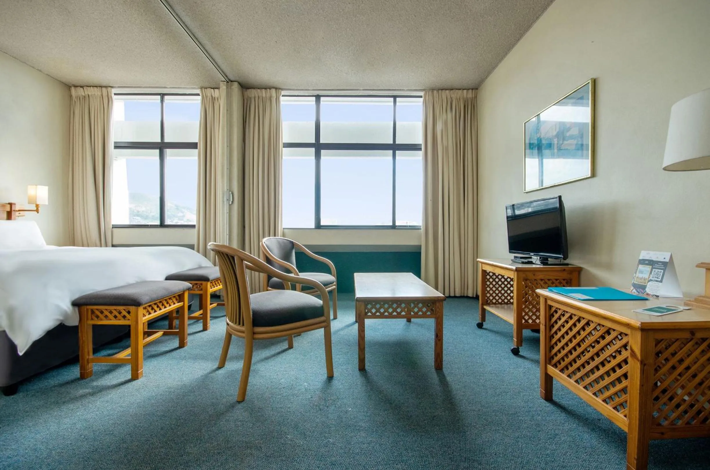 Bedroom, Bed in Gardens Centre Holiday Apartments