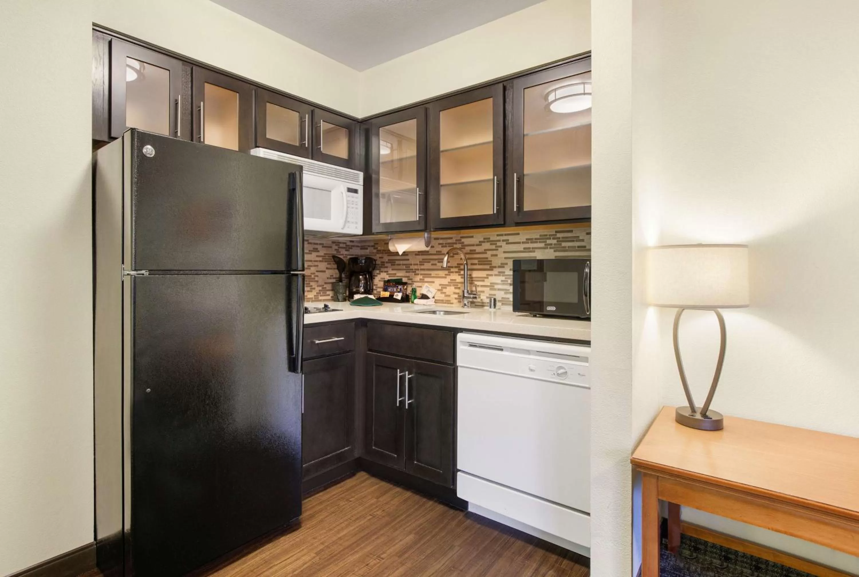 Kitchen or kitchenette in Sonesta ES Suites San Diego - Rancho Bernardo