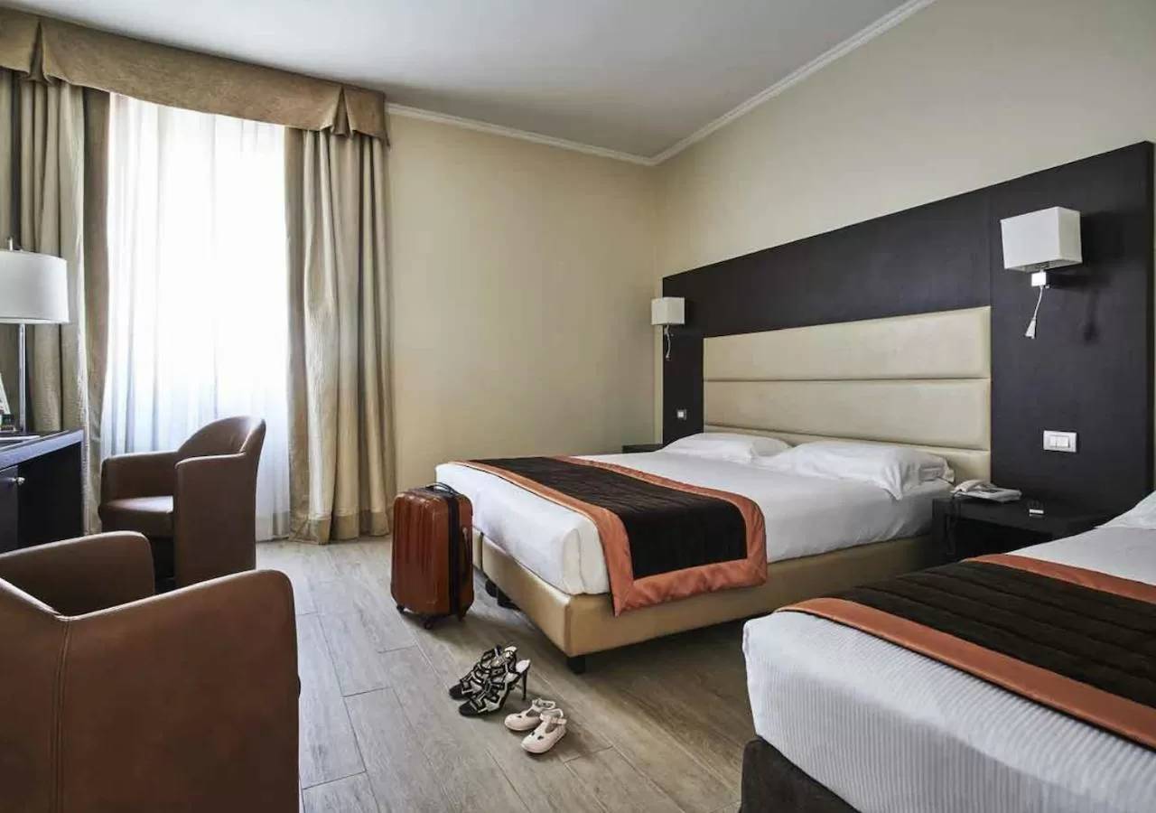 Photo of the whole room, Bed in FH55 Grand Hotel Palatino