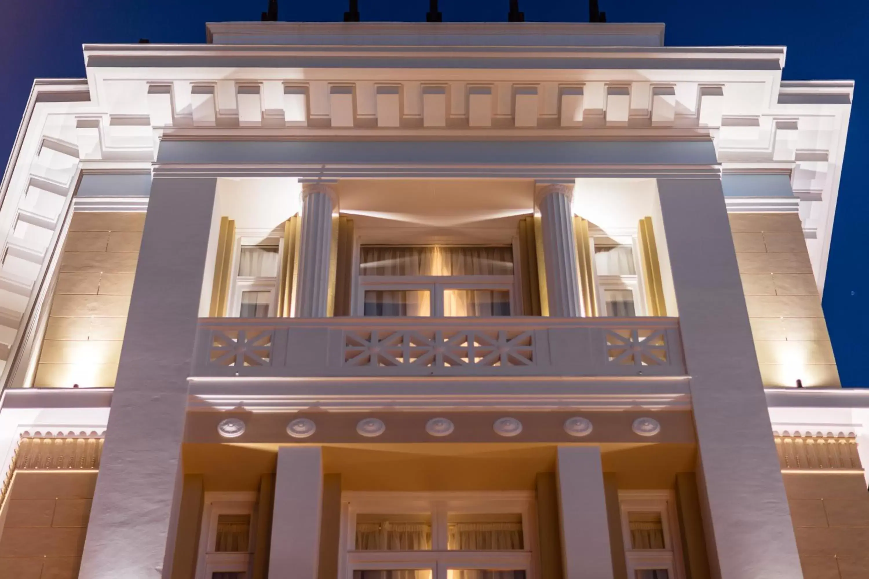 Property Building in Athens Mansion Luxury Suites