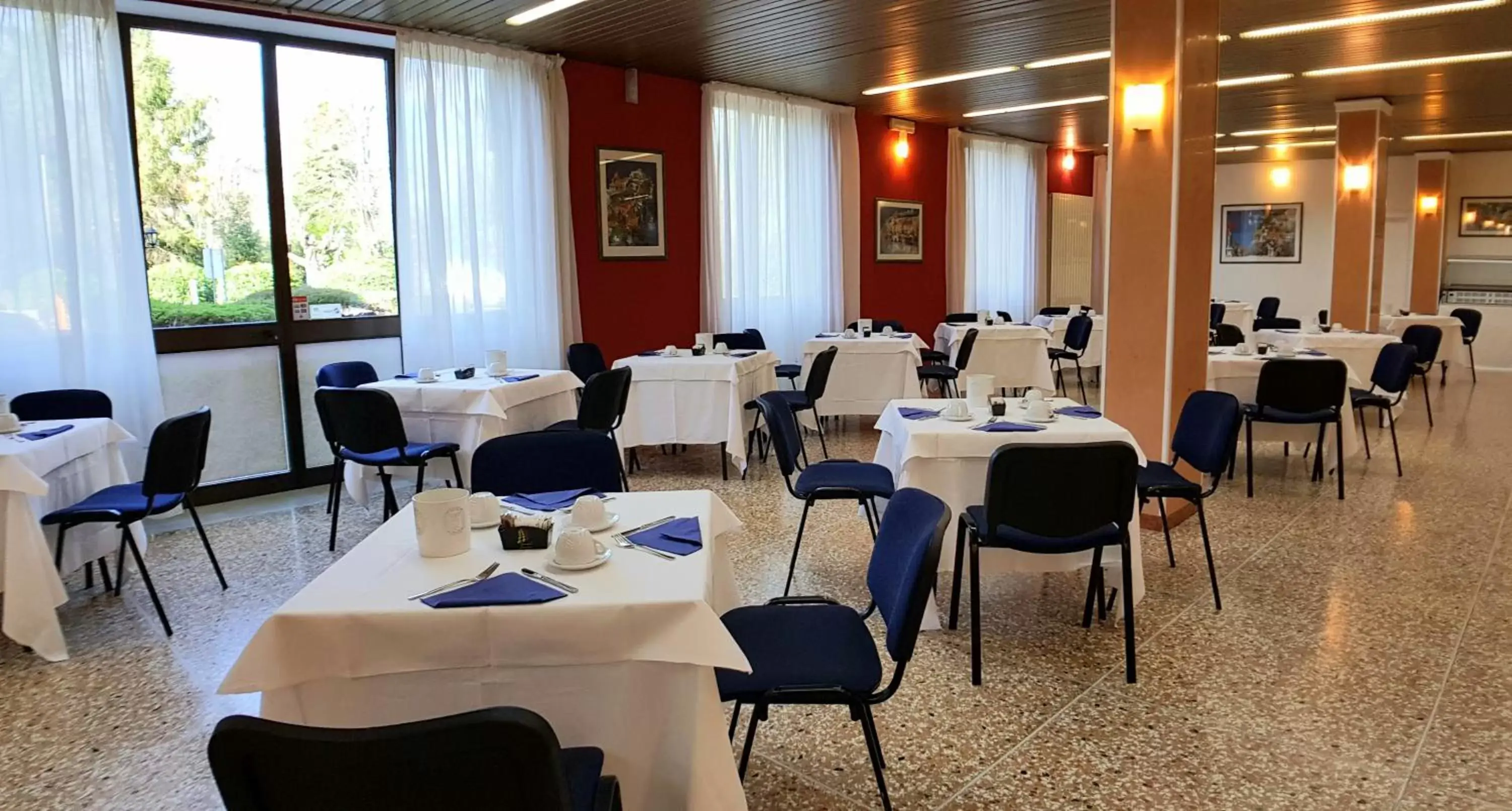 Restaurant/Places to Eat in Hotel Terme di Castel San Pietro