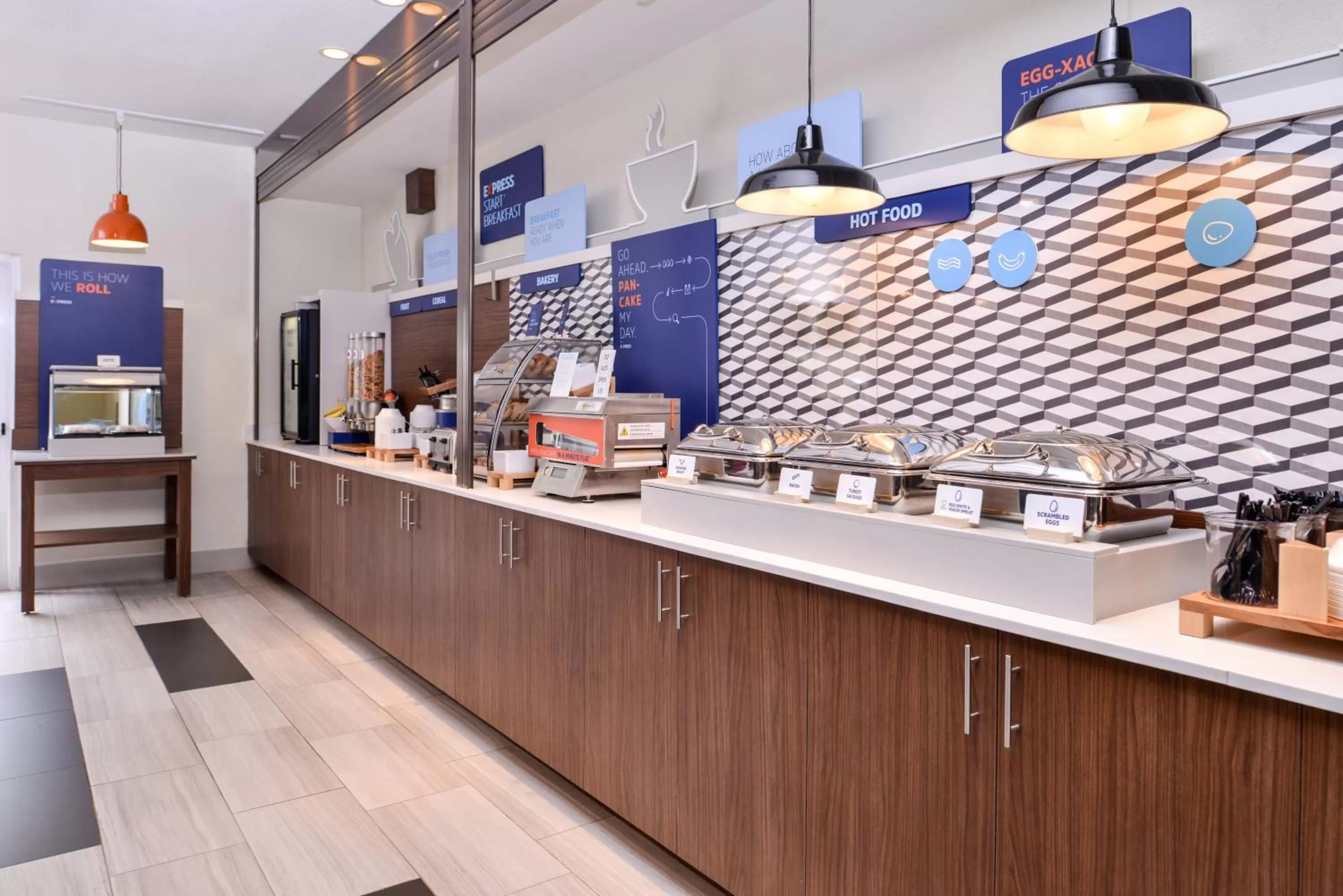 Breakfast in Holiday Inn Express Tampa North Telecom Park by IHG